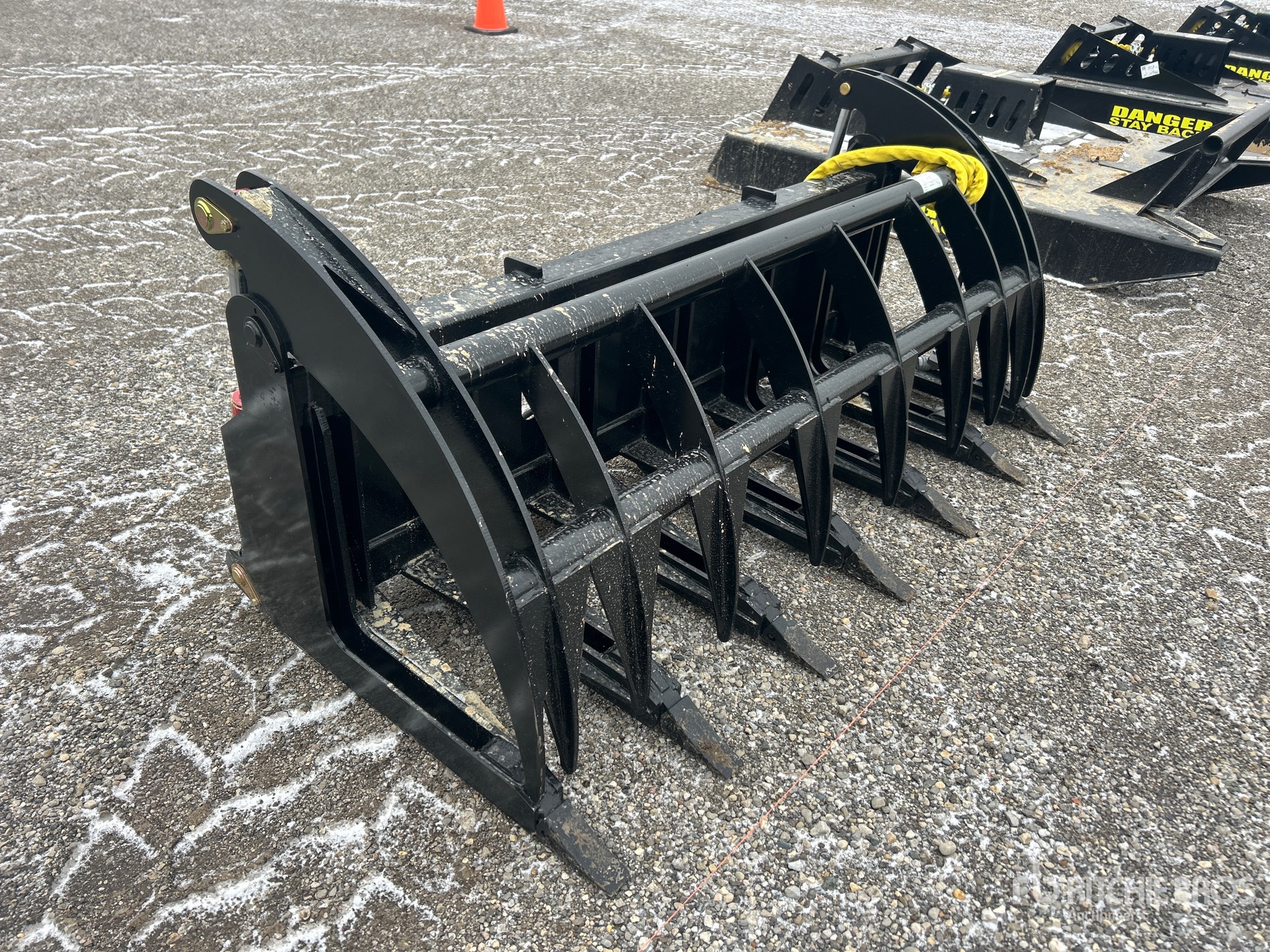 Aspect général with Image, coin avant droit