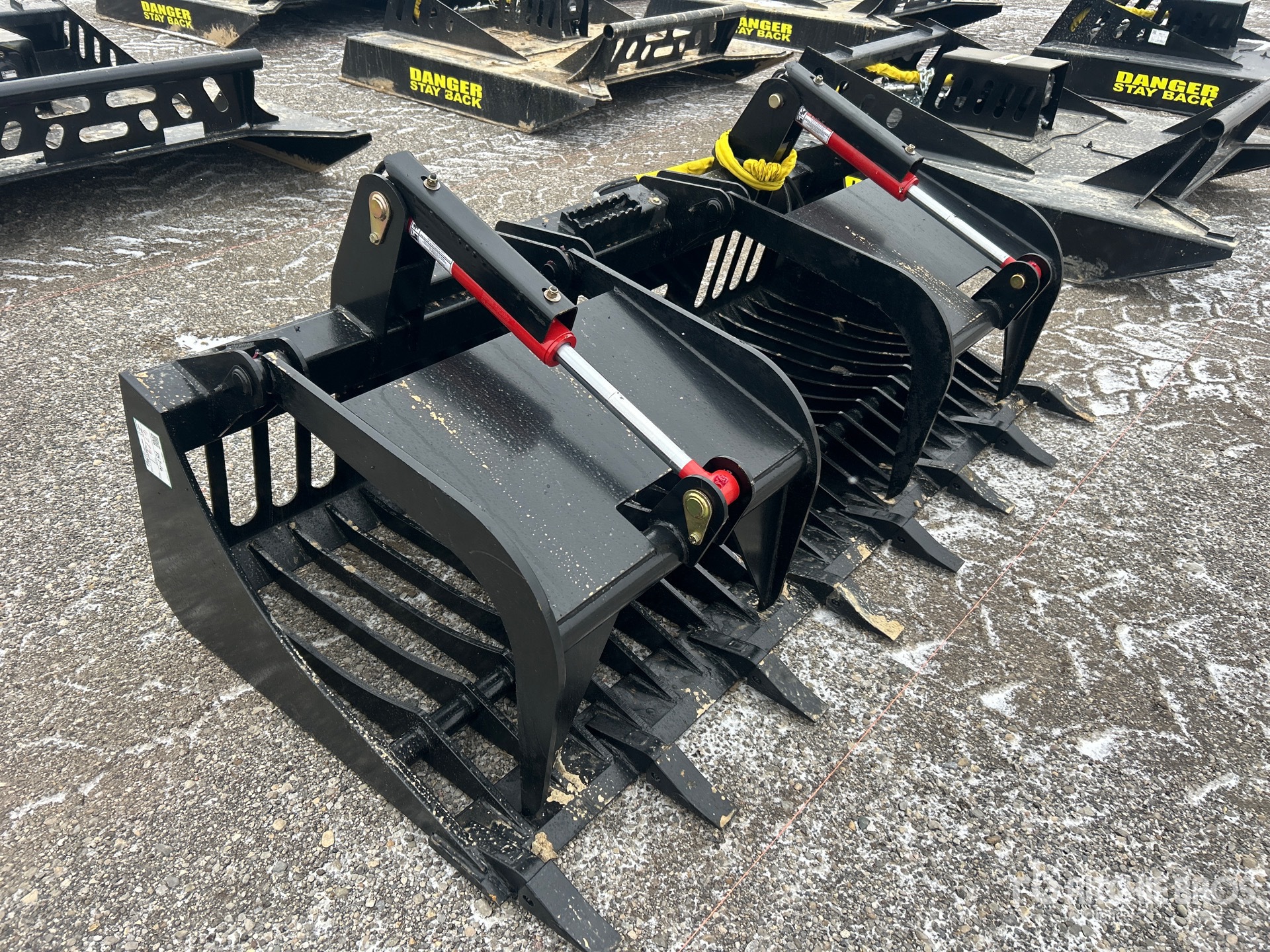 Aspect général with Image, coin avant droit