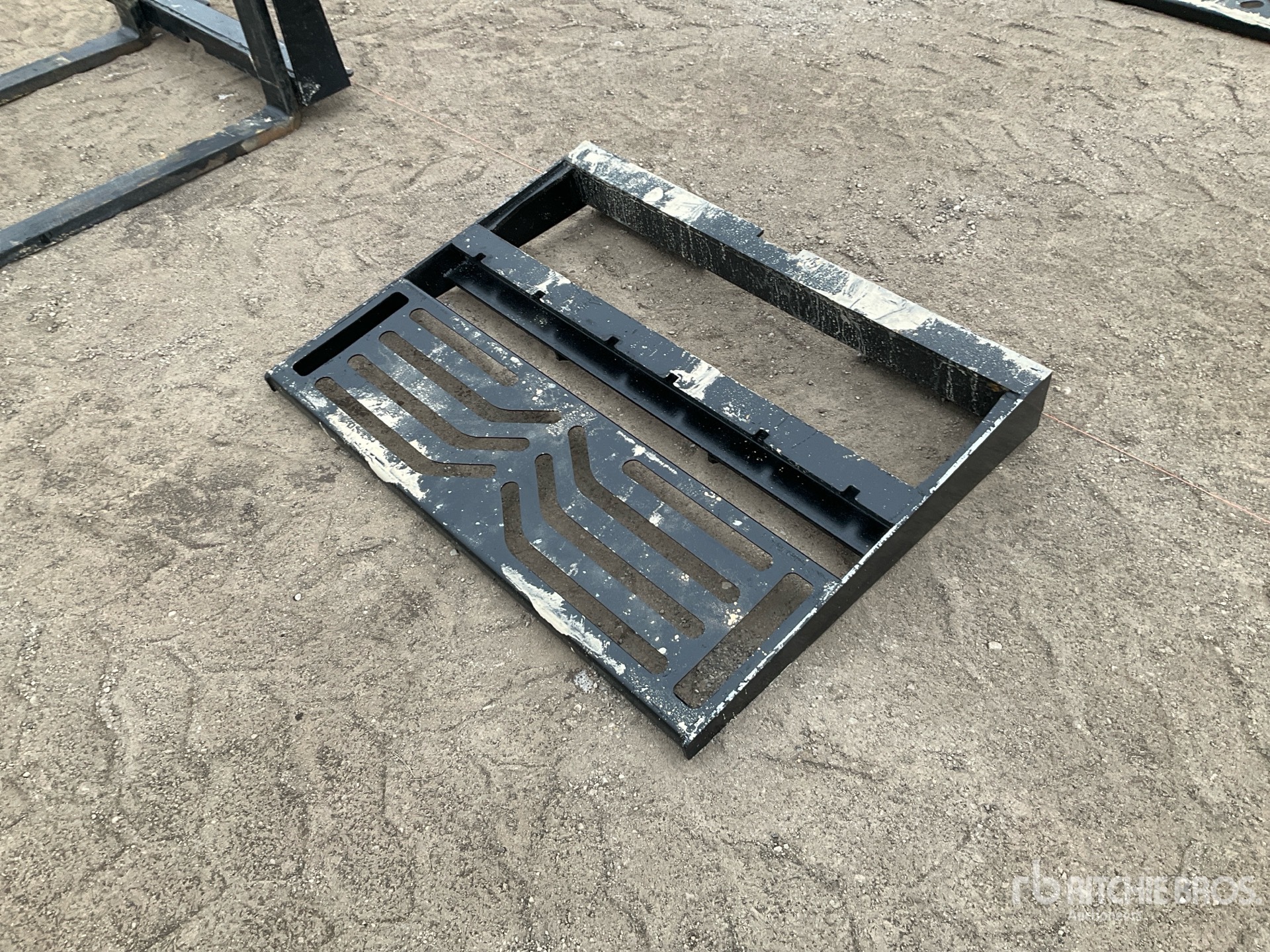 Aspect général with Image, coin arrière droit