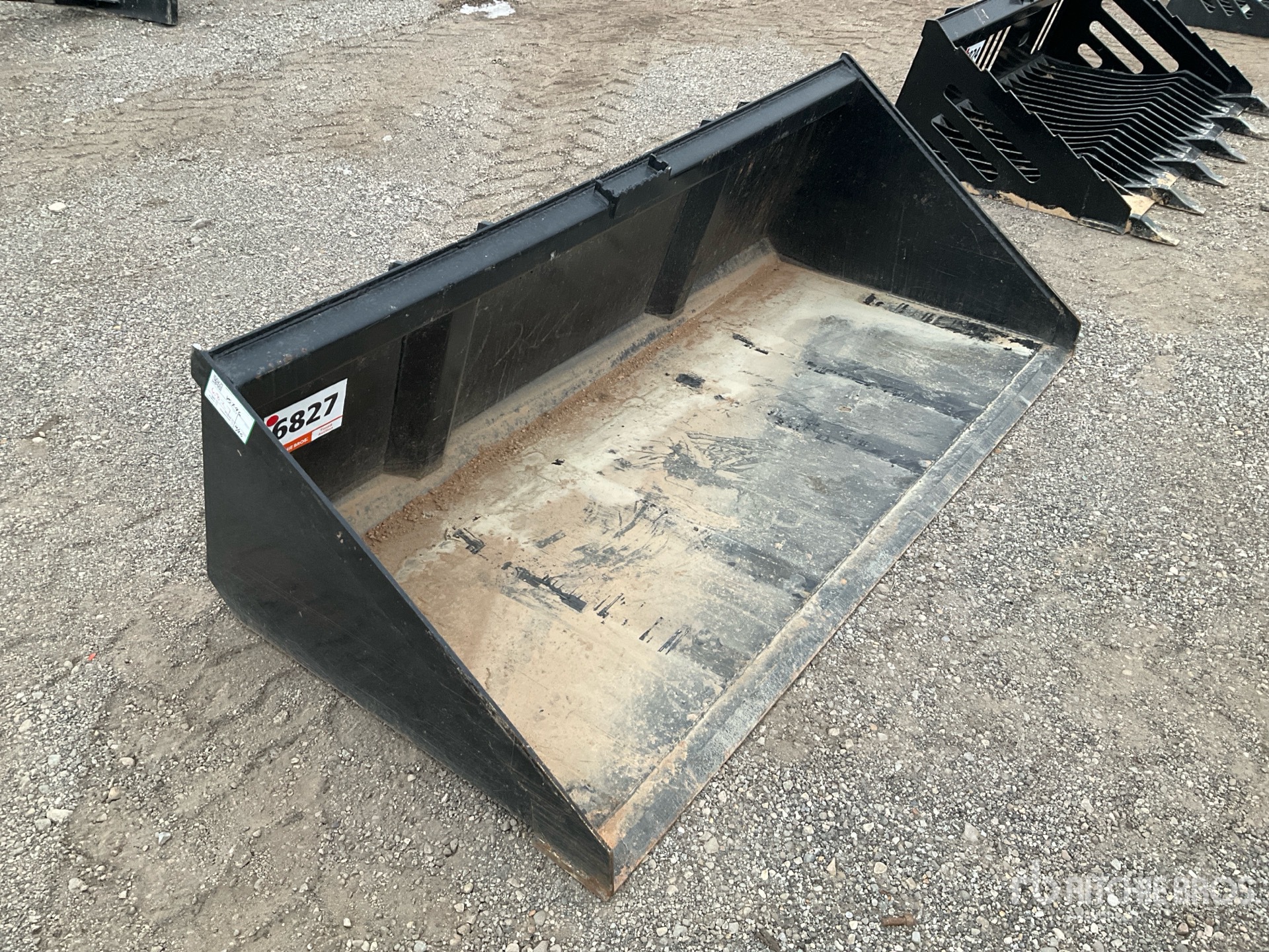 General Appearance with Foto, angolo anteriore destro