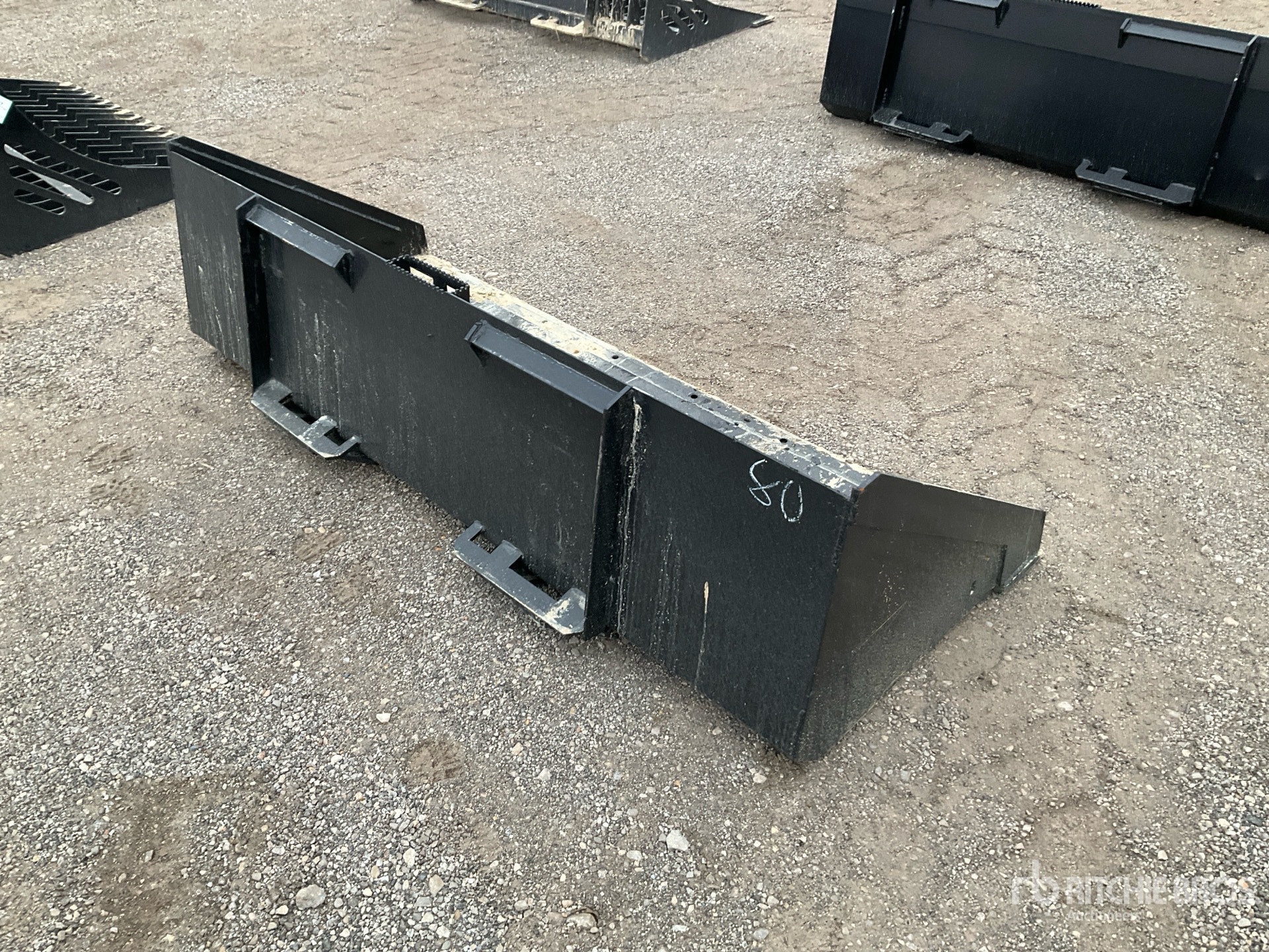 General Appearance with Foto, angolo anteriore sinistro