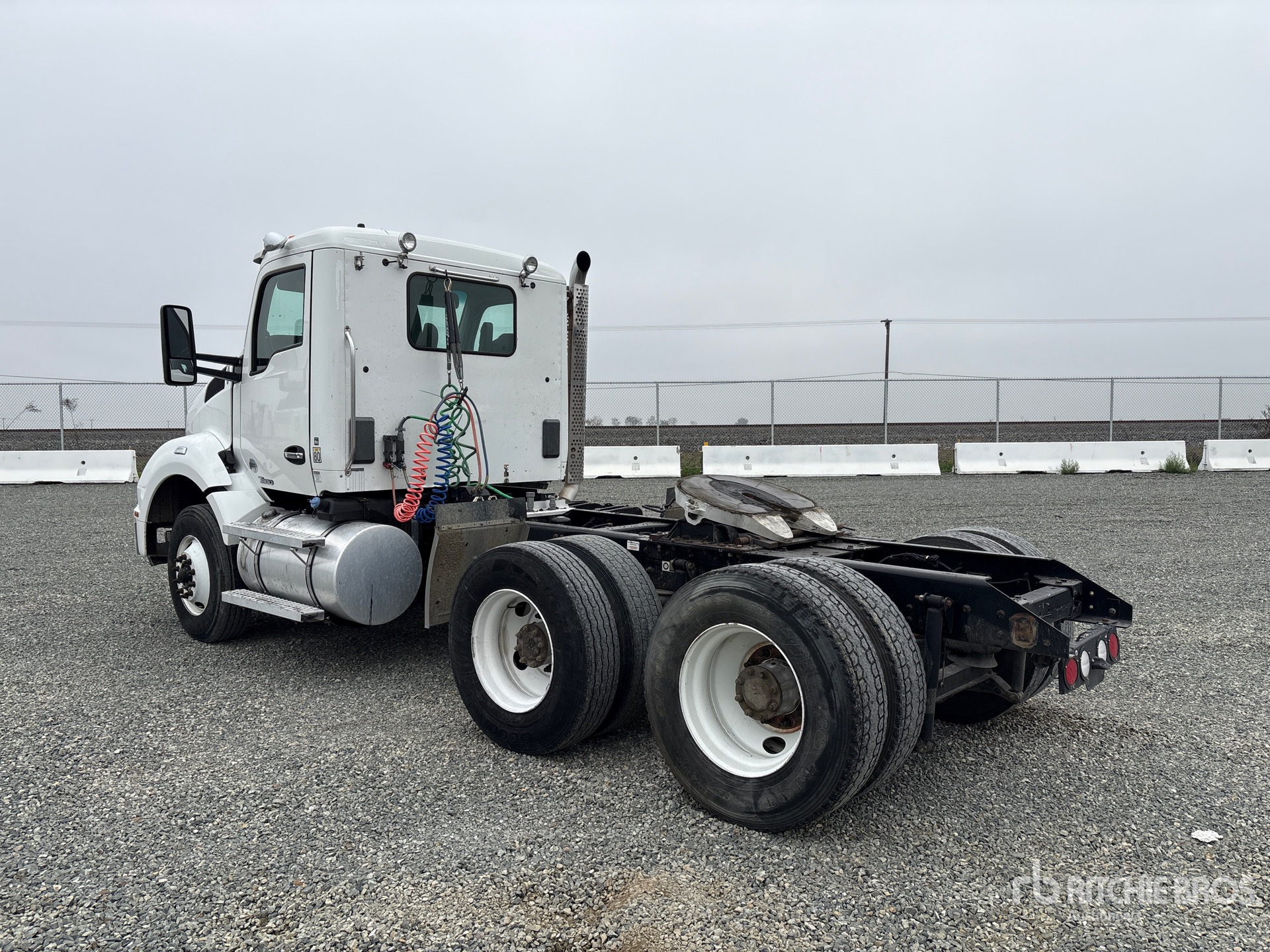 General Appearance with Image, coin arrière gauche