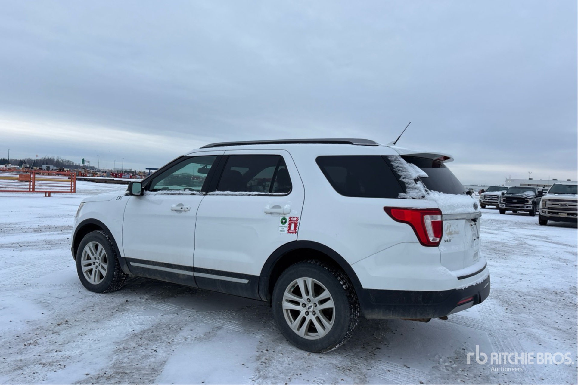 General Appearance with Picture, Left Rear Corner