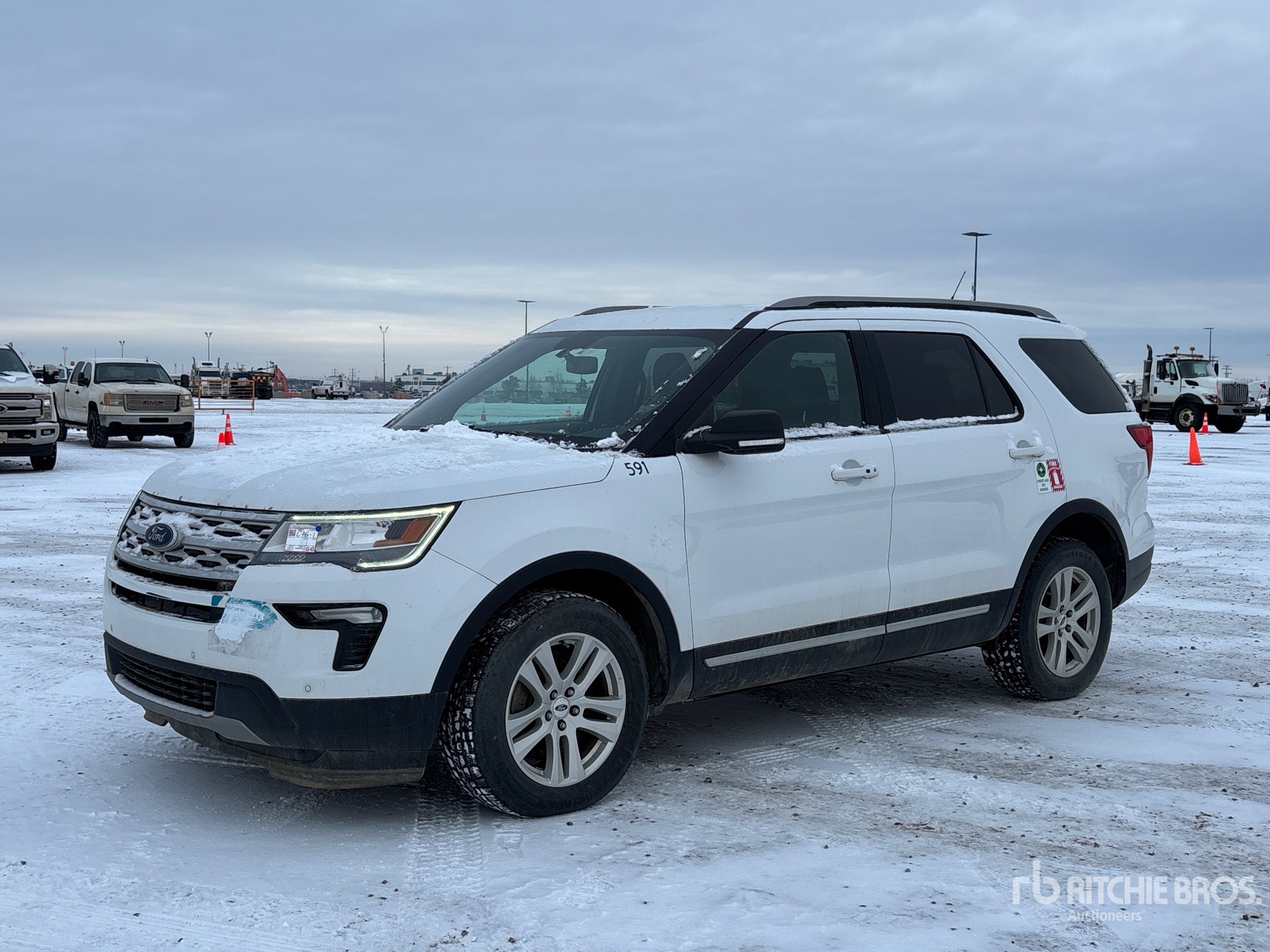 General Appearance with Picture, Left Front Corner