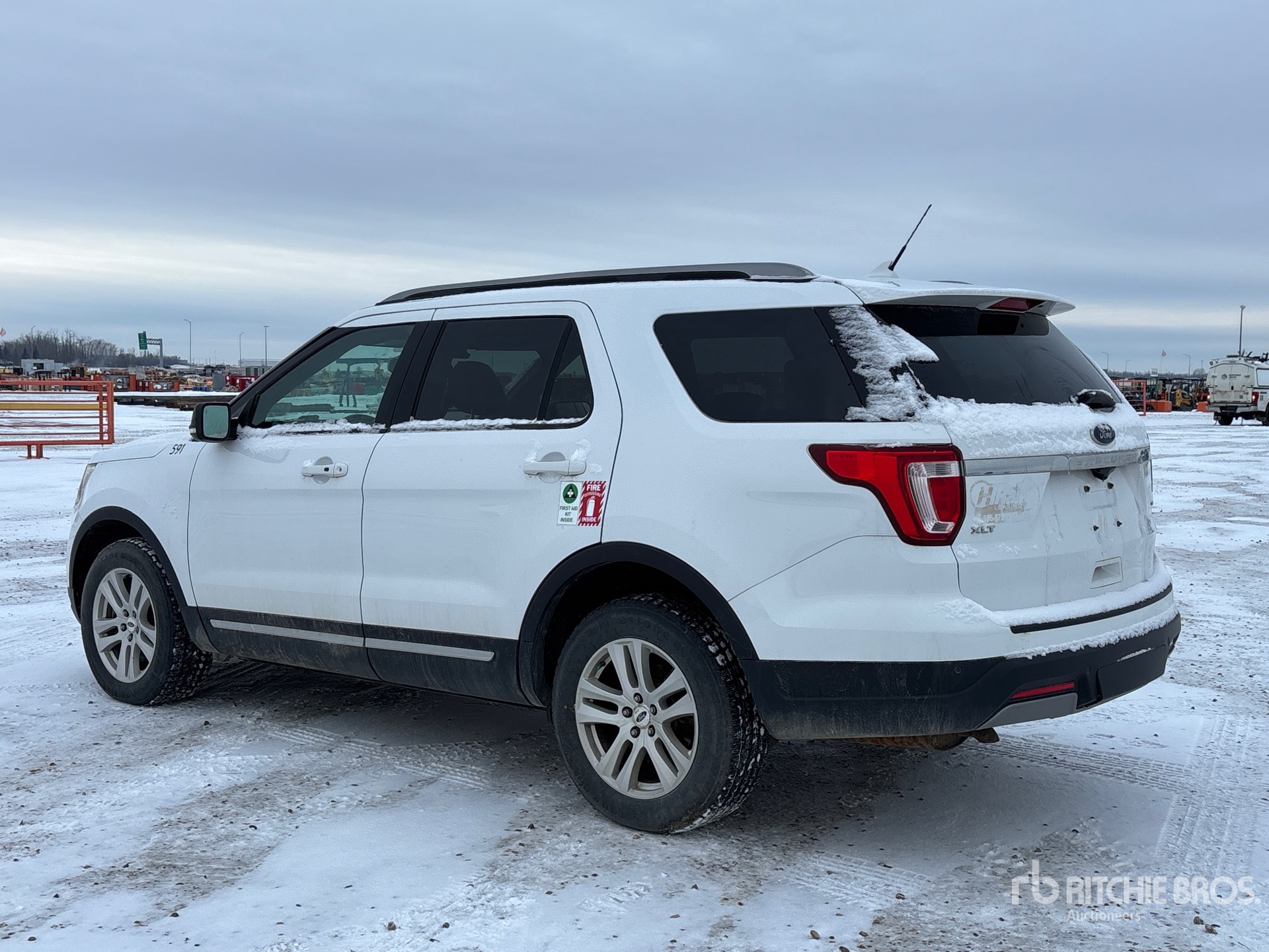 General Appearance with Picture, Left Rear Corner