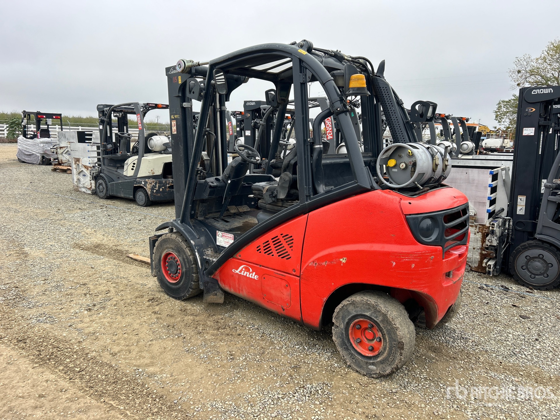 Aspect général with Image, coin arrière gauche