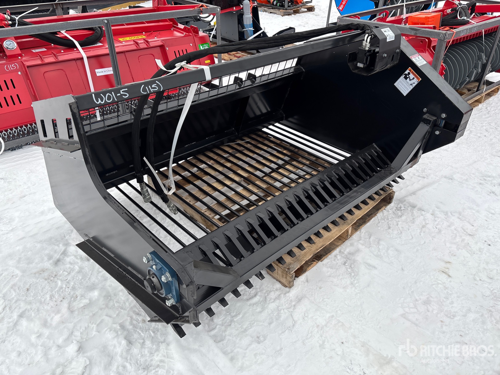 General Appearance with Picture, Right Front Corner