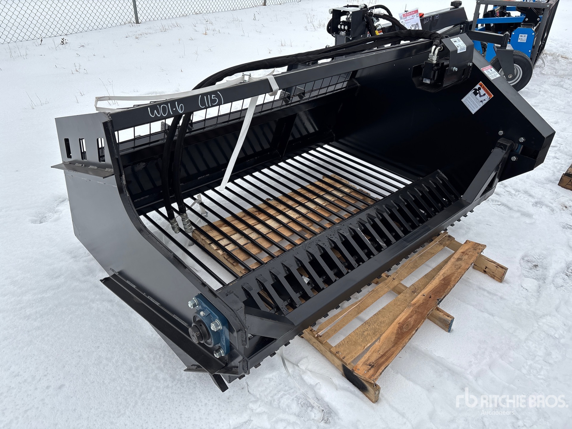 General Appearance with Picture, Right Front Corner