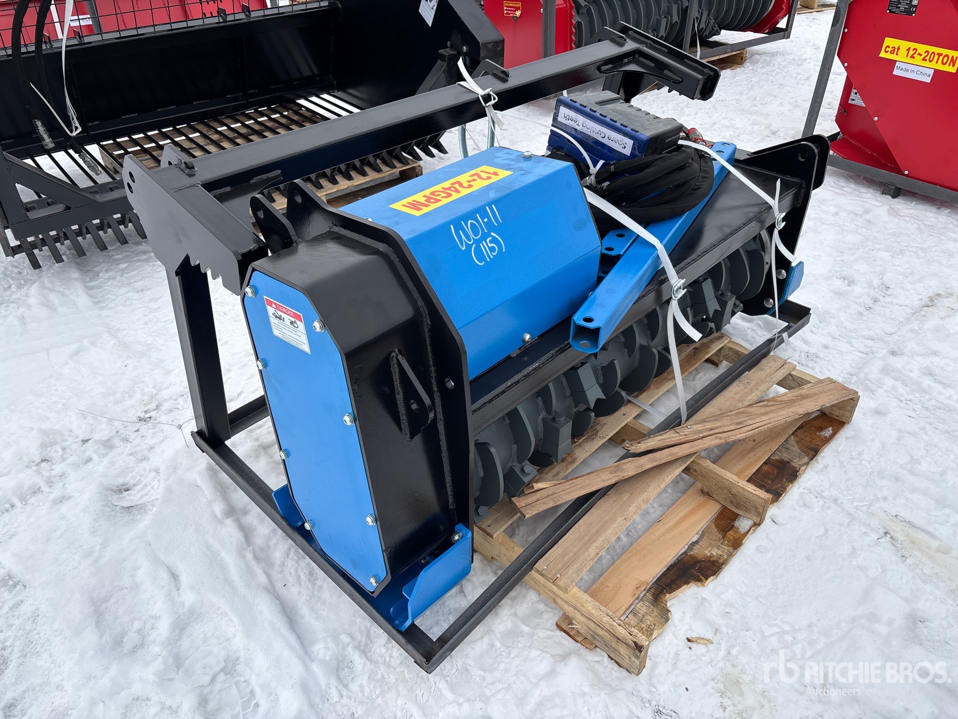 General Appearance with Picture, Right Front Corner