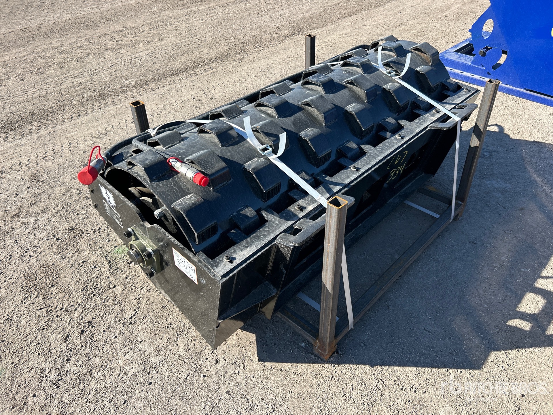 General Appearance with Foto, angolo posteriore sinistro