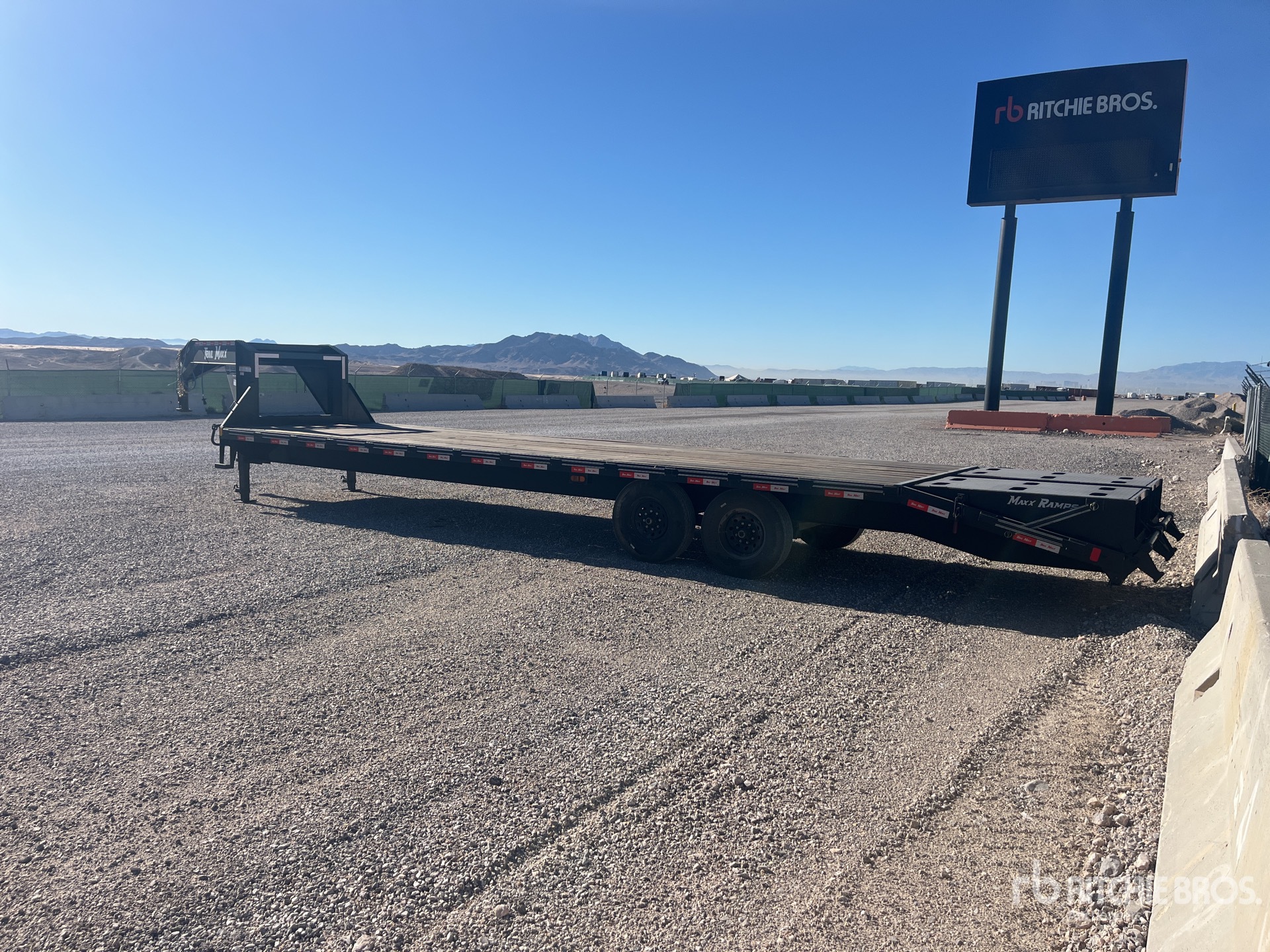 General Appearance with Zdjęcie, lewy dolny róg