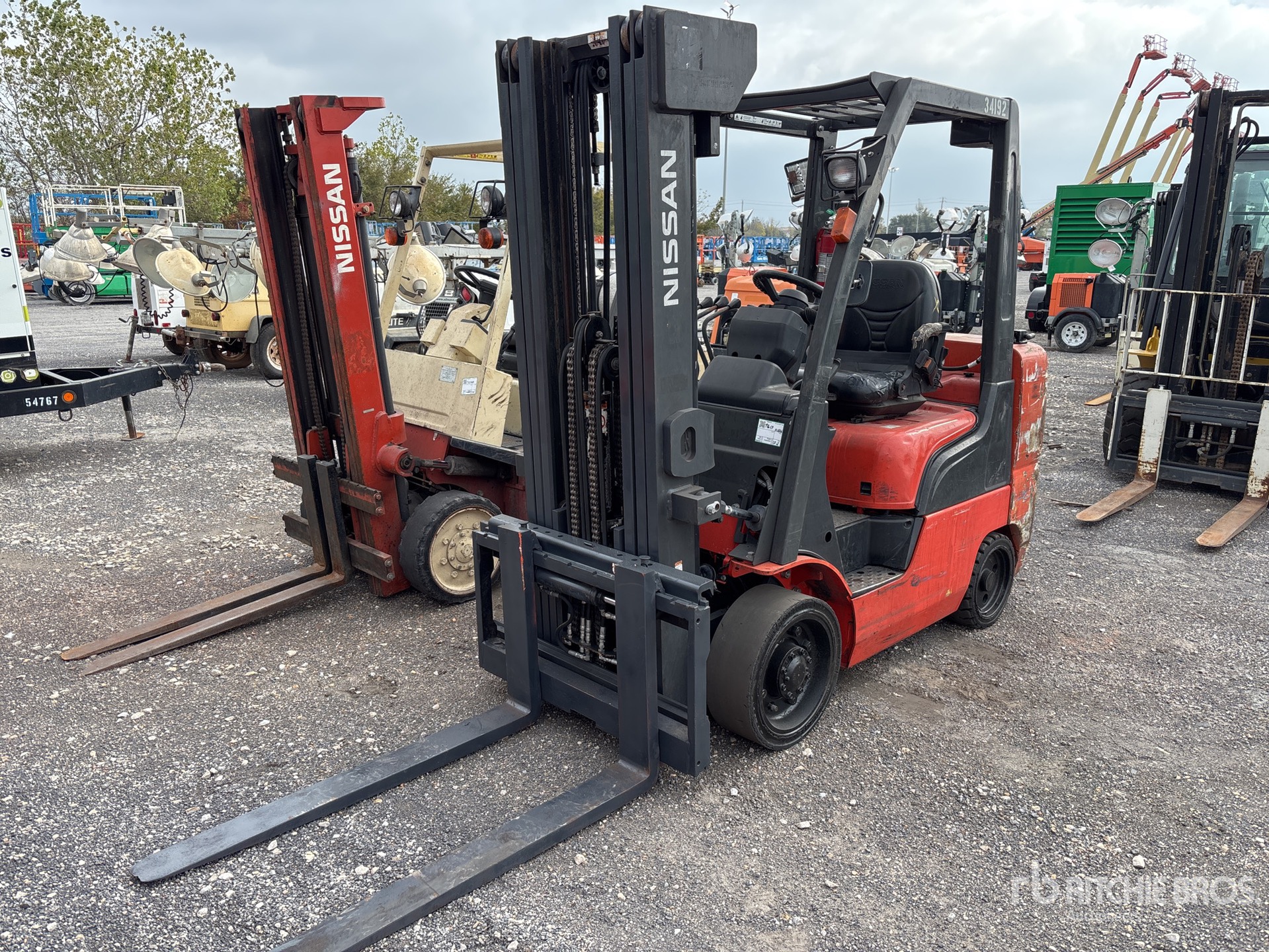 General Appearance with Featured Photo