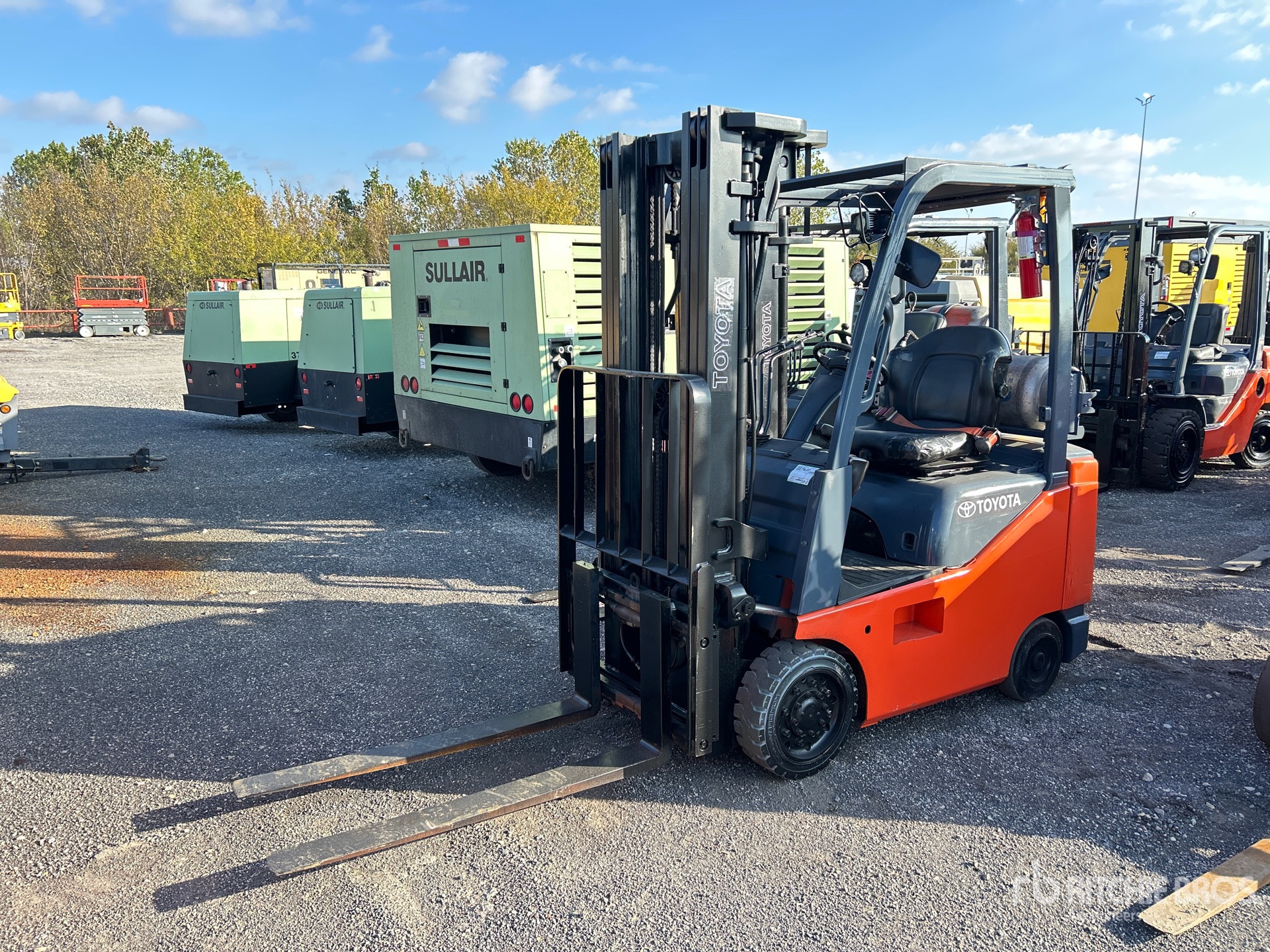 General Appearance with Picture, Left Front Corner