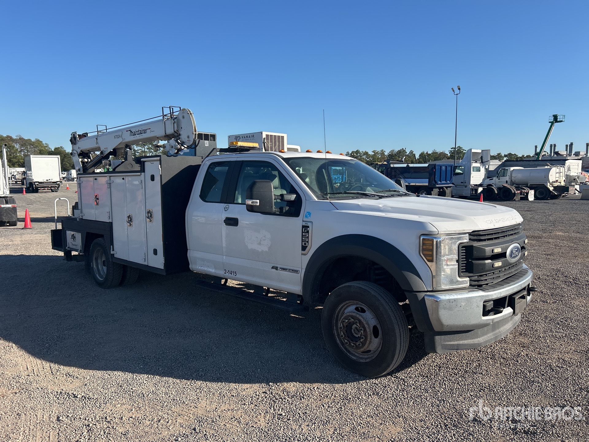 General Appearance with Picture, Right Front Corner