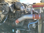 Moteur with Engine - Right Side
