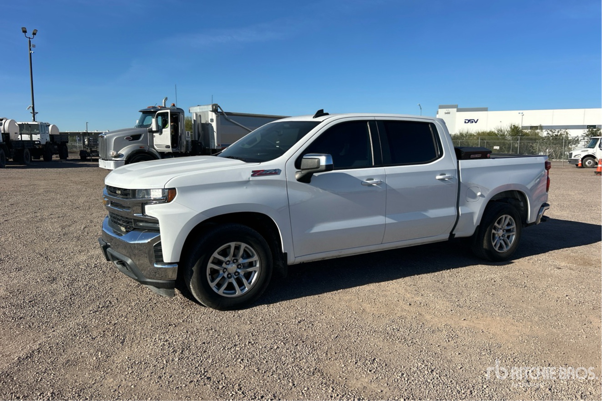 General Appearance with Picture, Left Front Corner