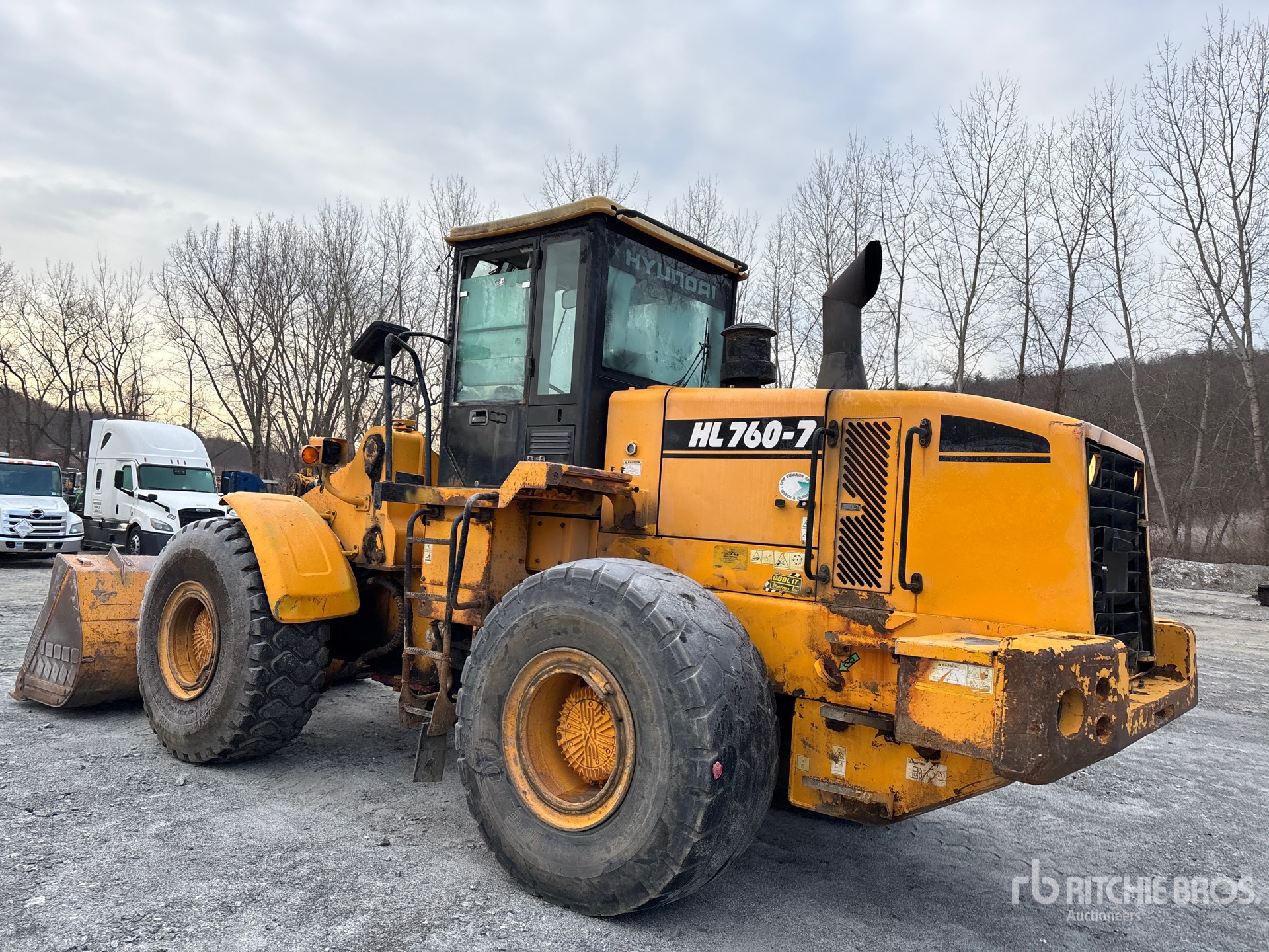 General Appearance with Picture, Left Rear Corner