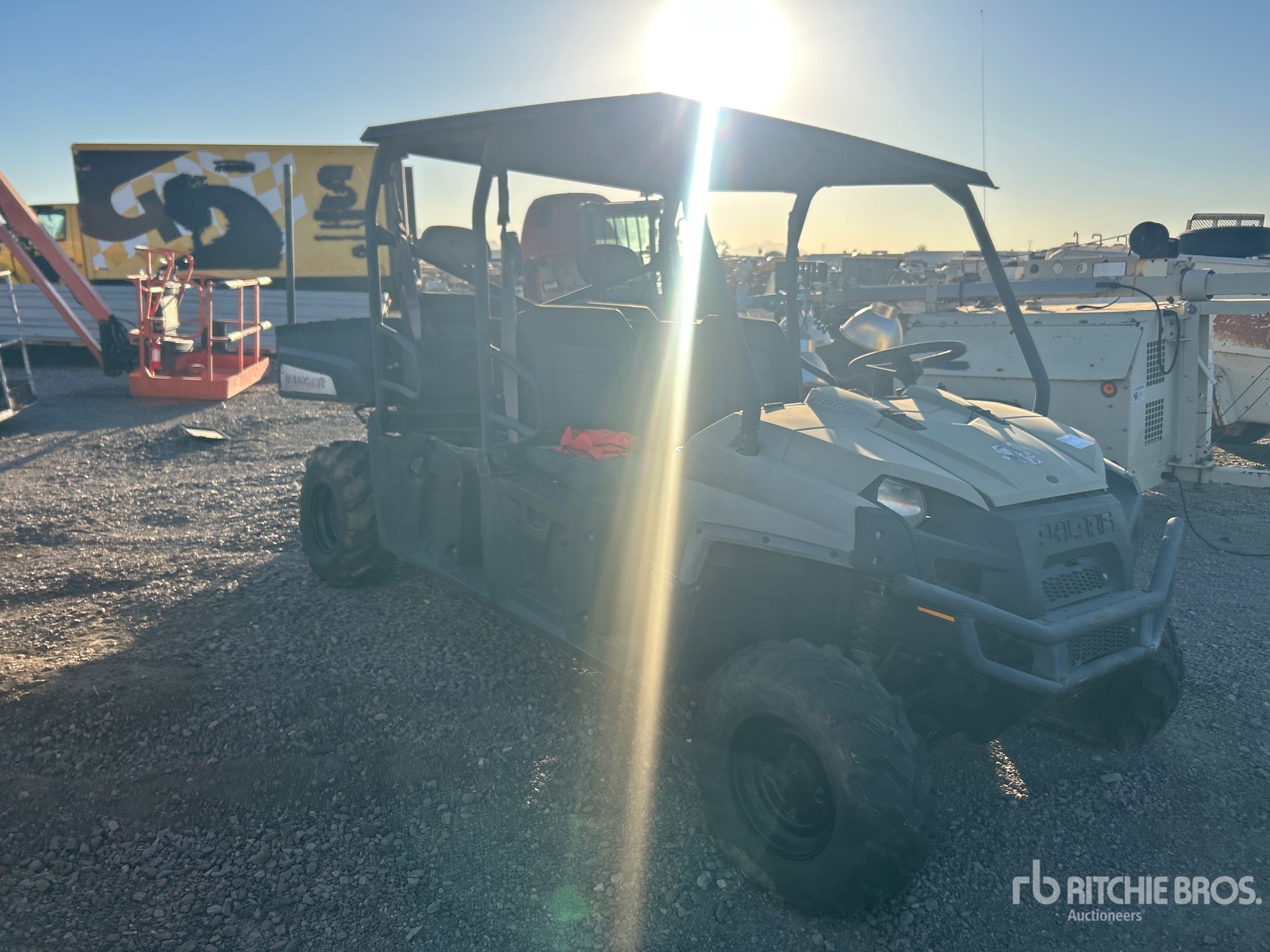 General Appearance with Picture, Right Front Corner