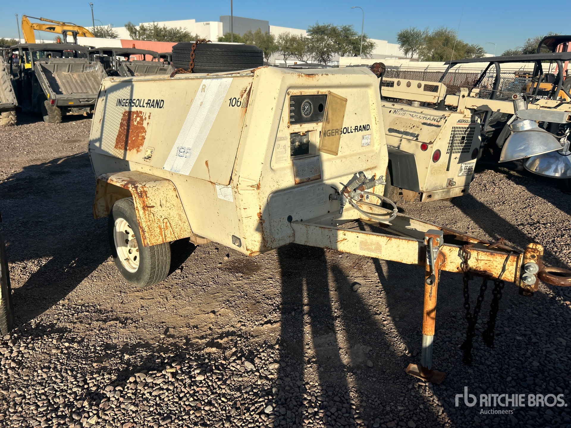 General Appearance with Picture, Right Front Corner