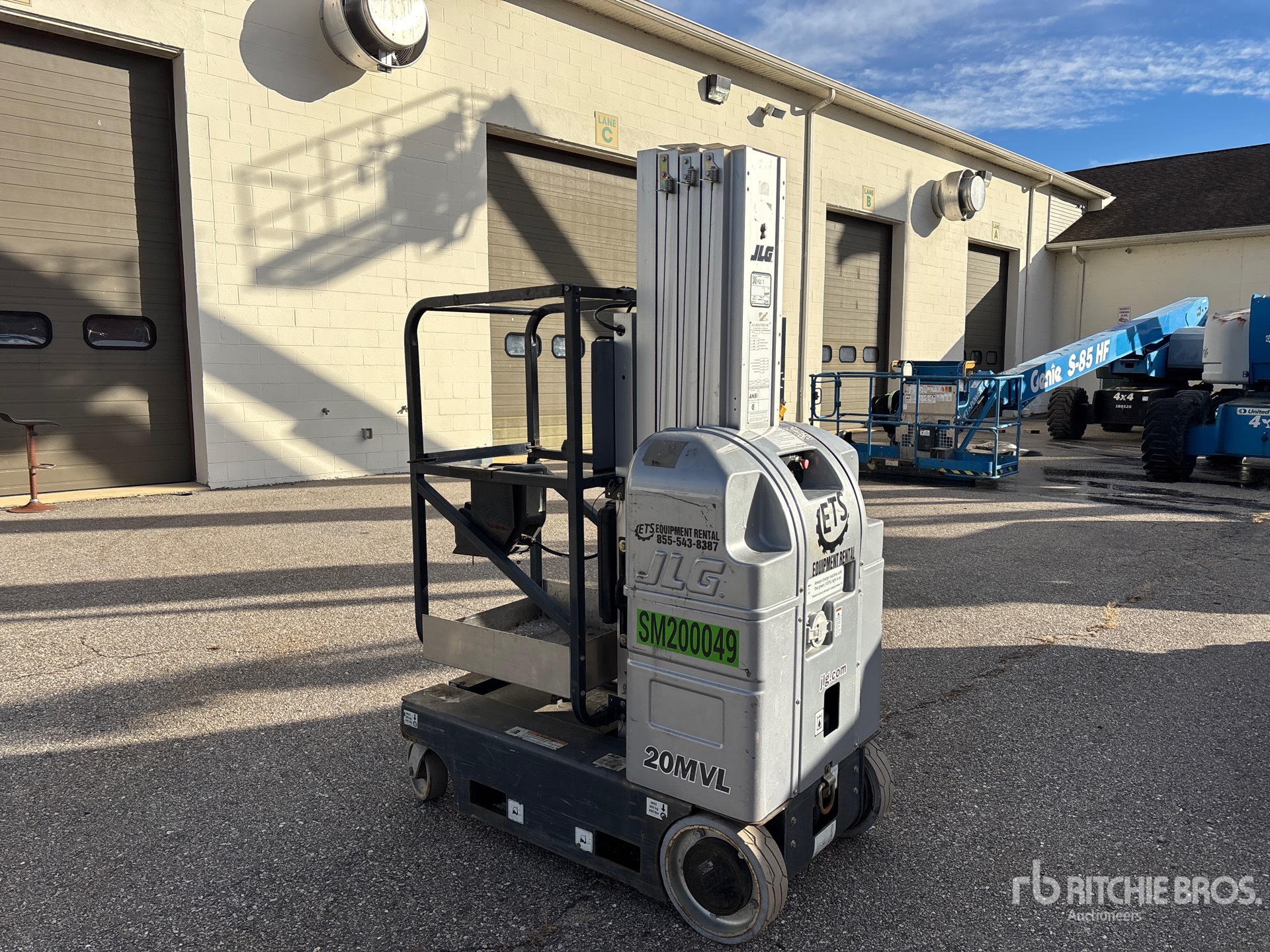 General Appearance with Imagen: esquina trasera izquierda