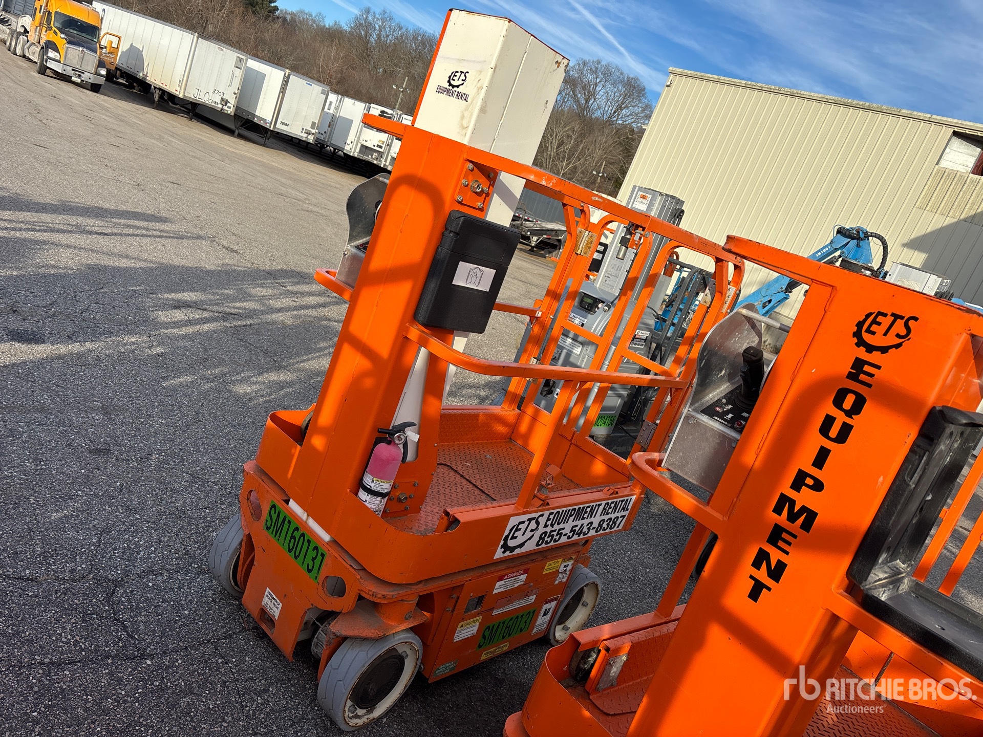 General Appearance with Imagen: esquina delantera izquierda