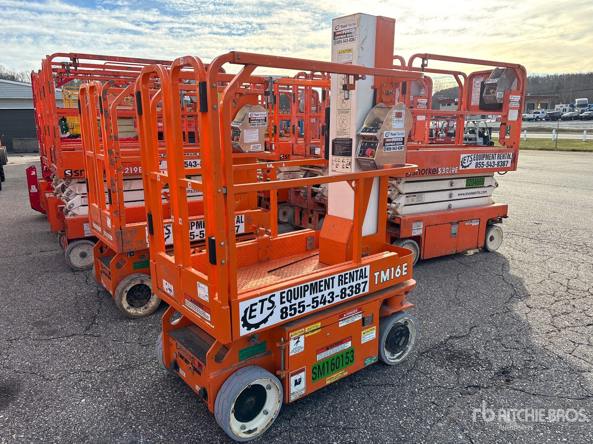 General Appearance with Imagen: esquina trasera derecha