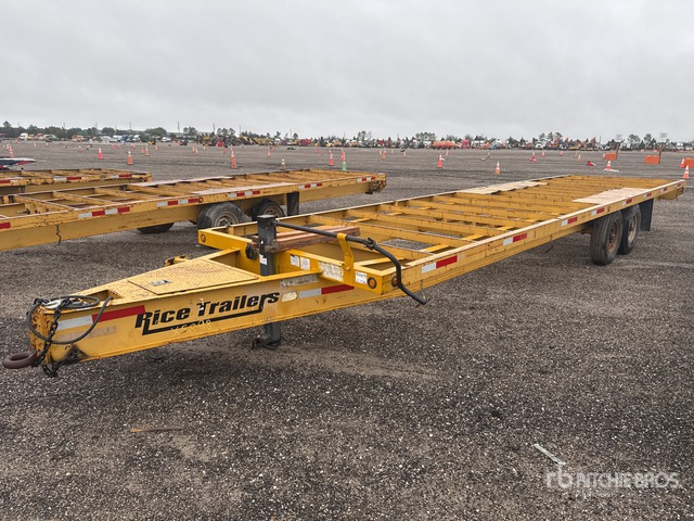 2010 R & W Equipment Trailer