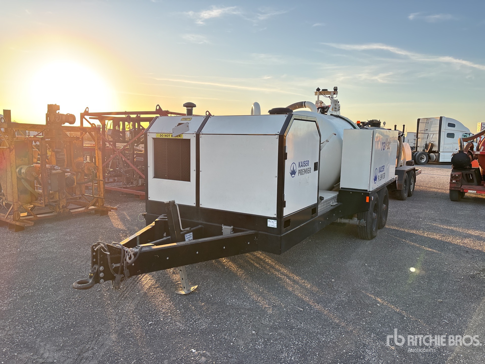 General Appearance with Featured Photo