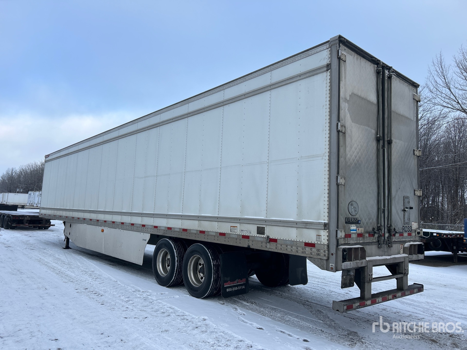 General Appearance with Foto, angolo posteriore sinistro