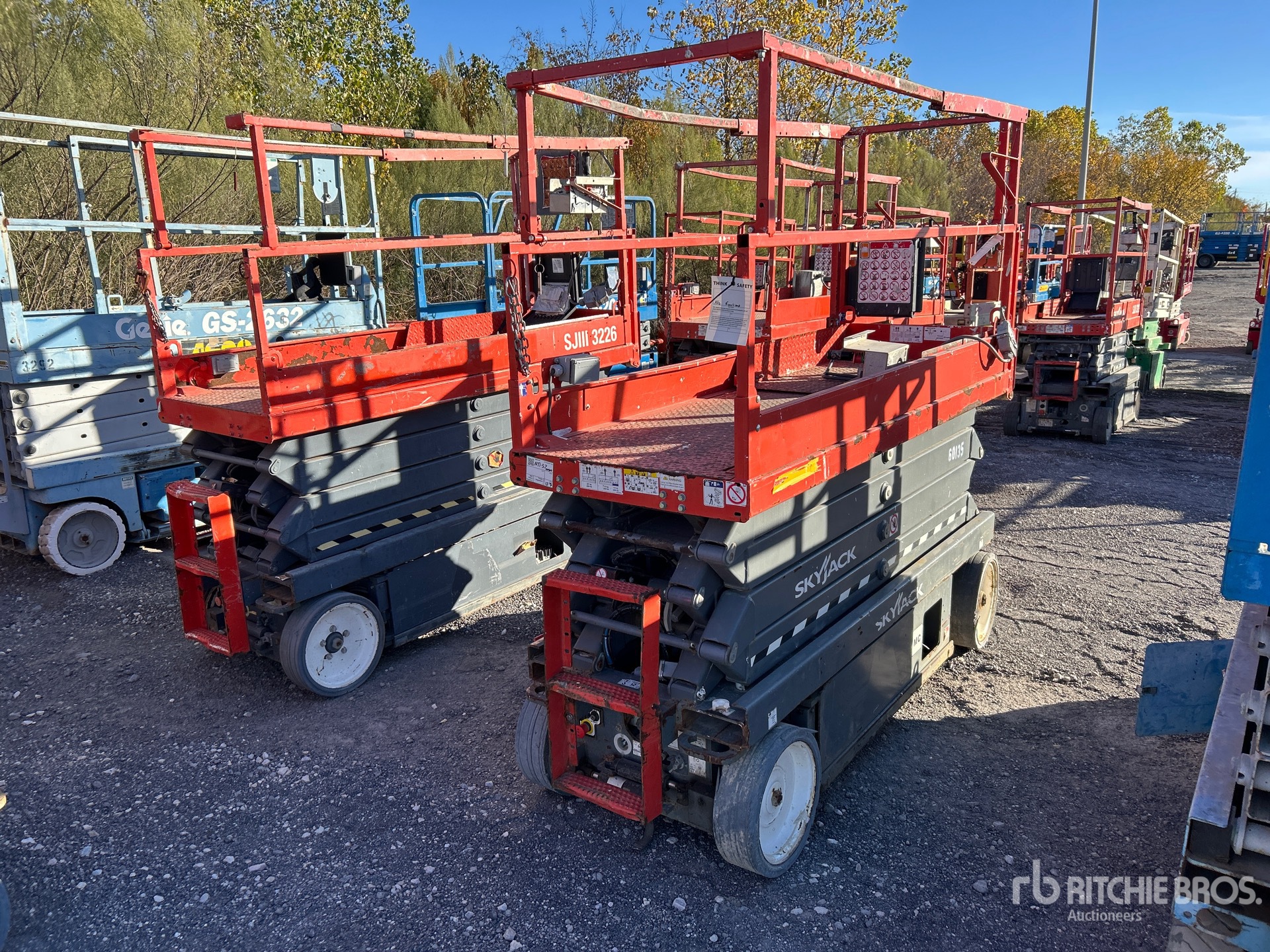 General Appearance with Imagen: esquina trasera derecha