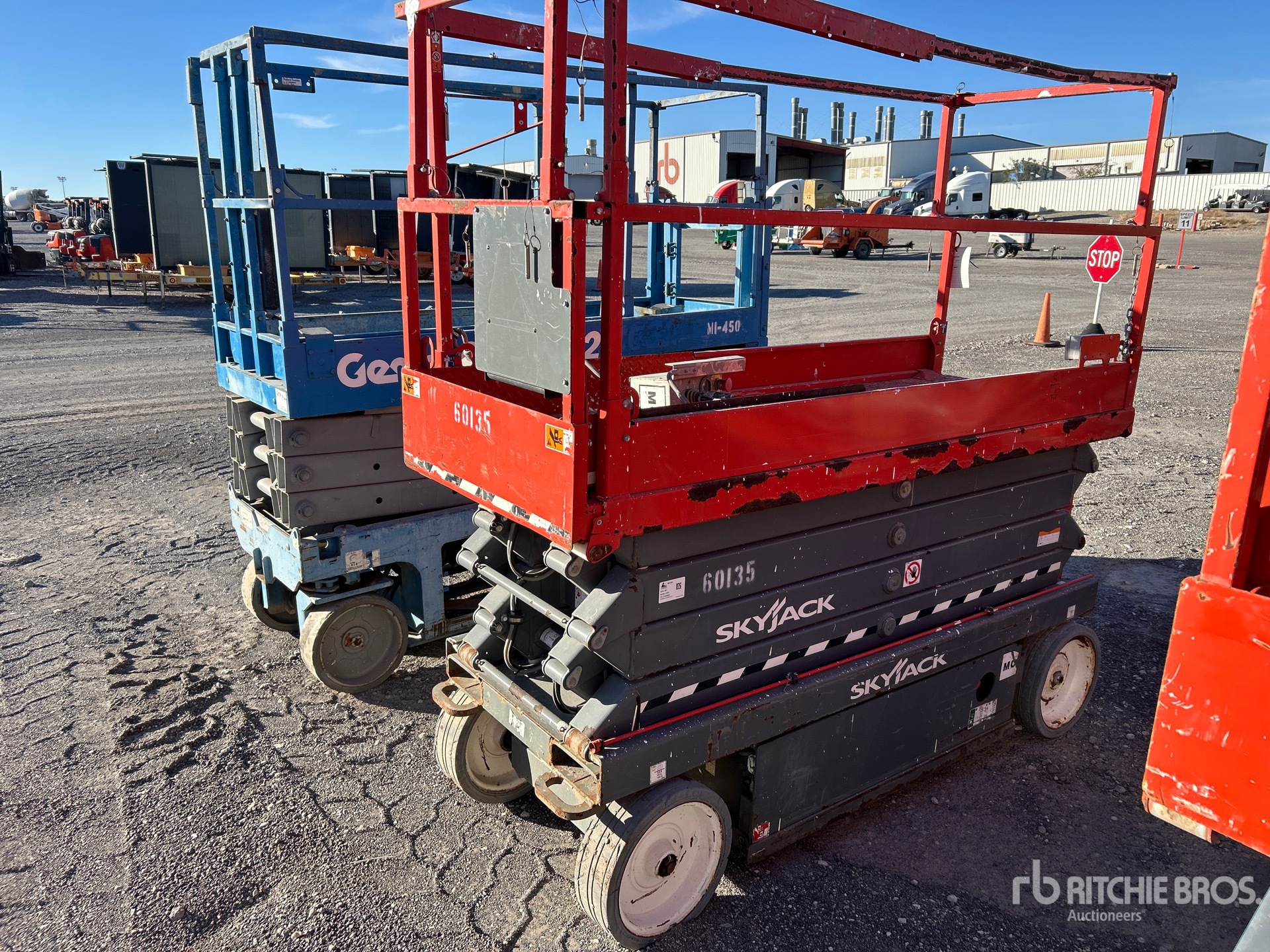 General Appearance with Imagen: esquina delantera izquierda