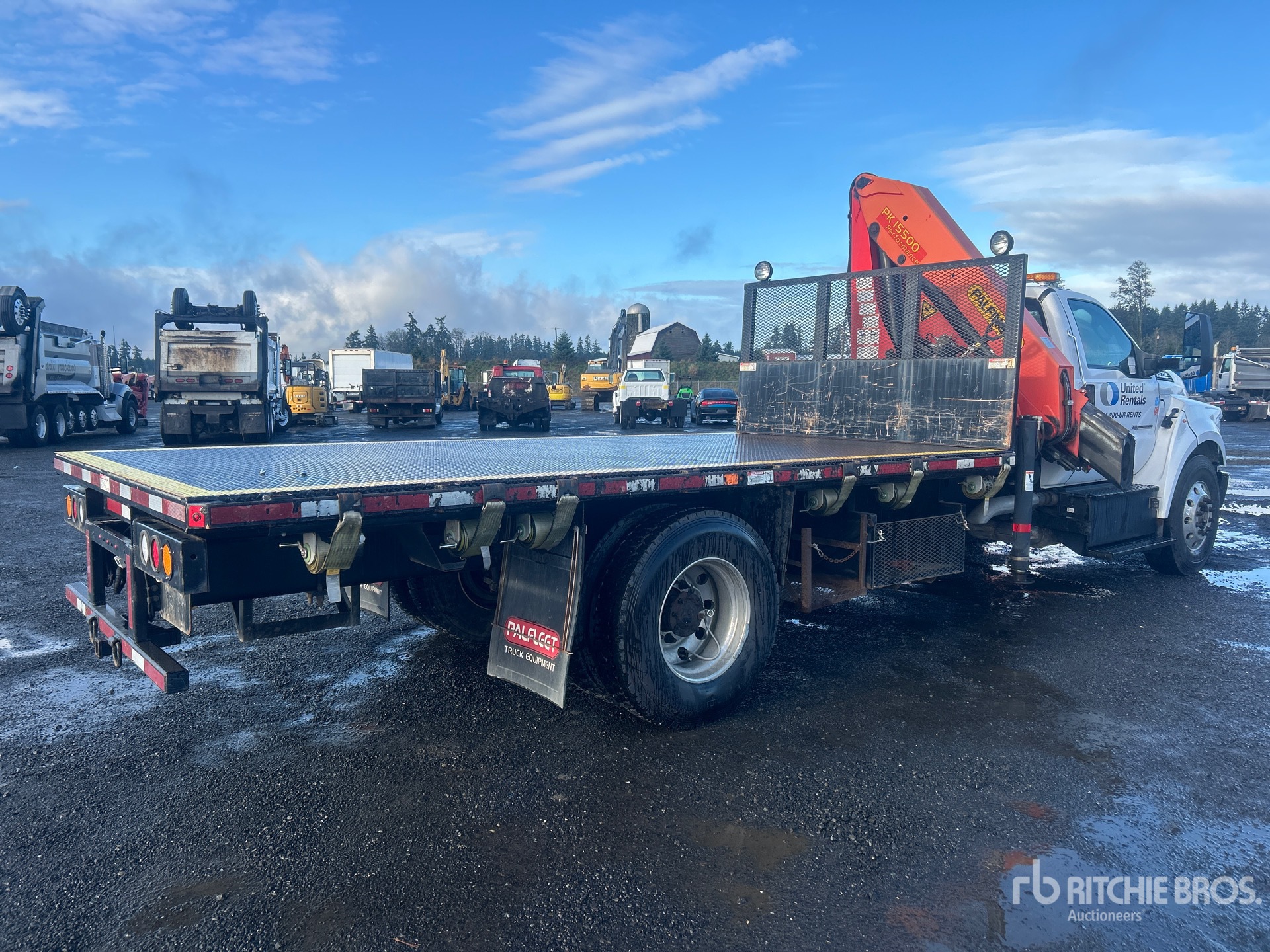 General Appearance with Imagen: esquina trasera derecha