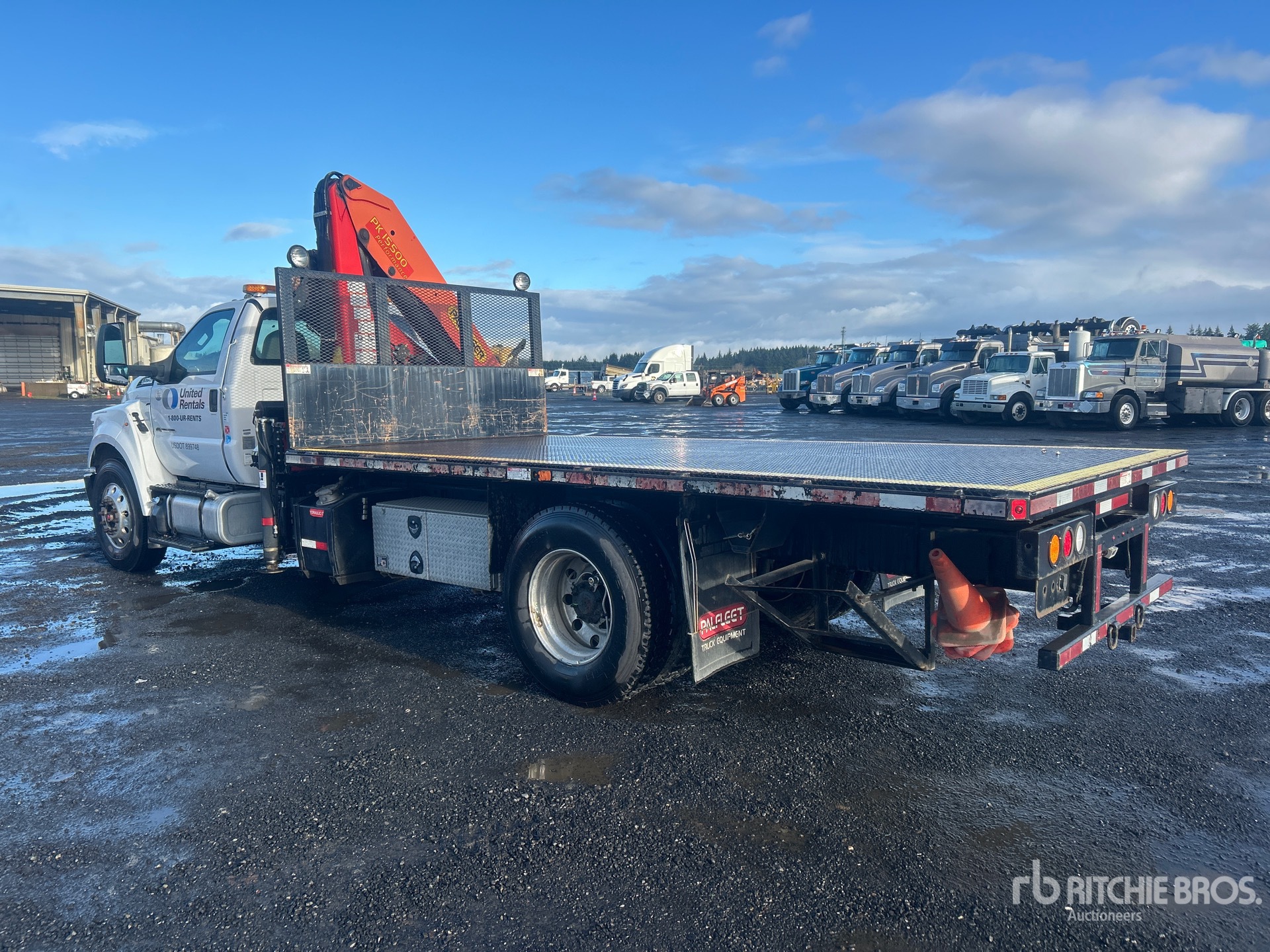 General Appearance with Imagen: esquina trasera izquierda