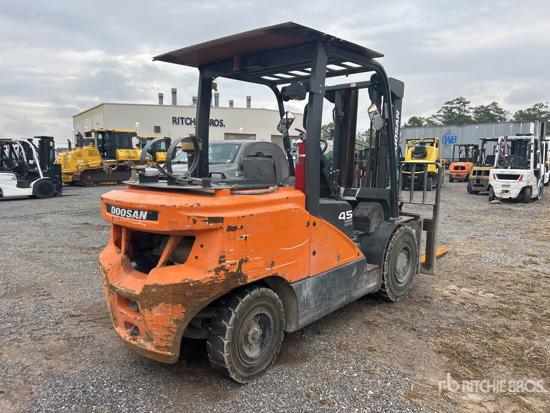 General Appearance with Picture, Right Rear Corner