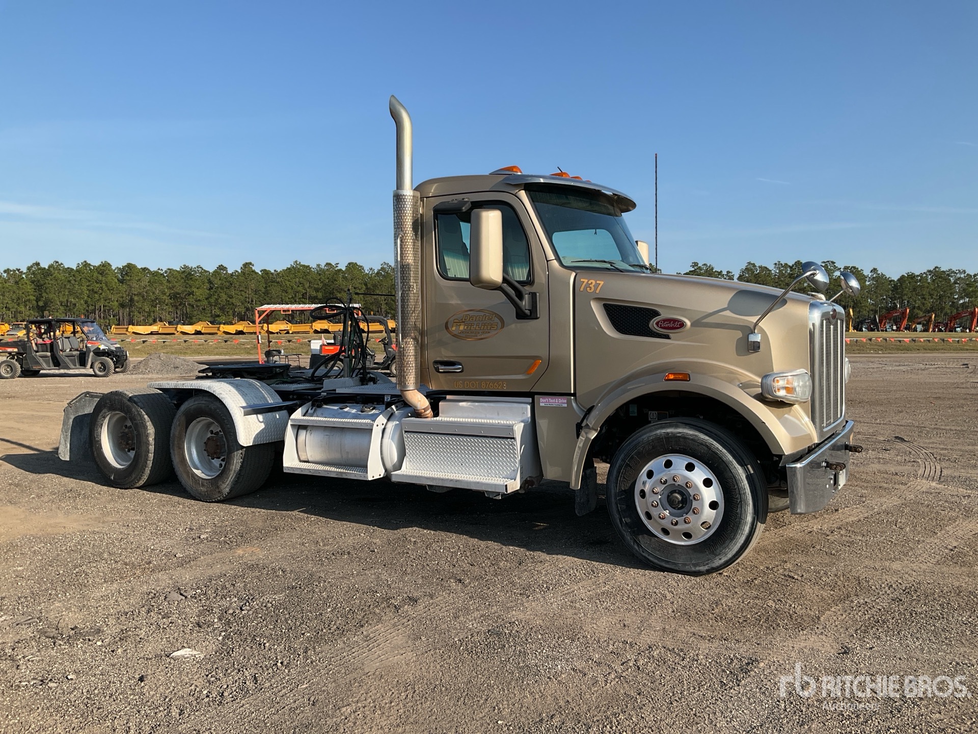 General Appearance with Foto, angolo anteriore destro