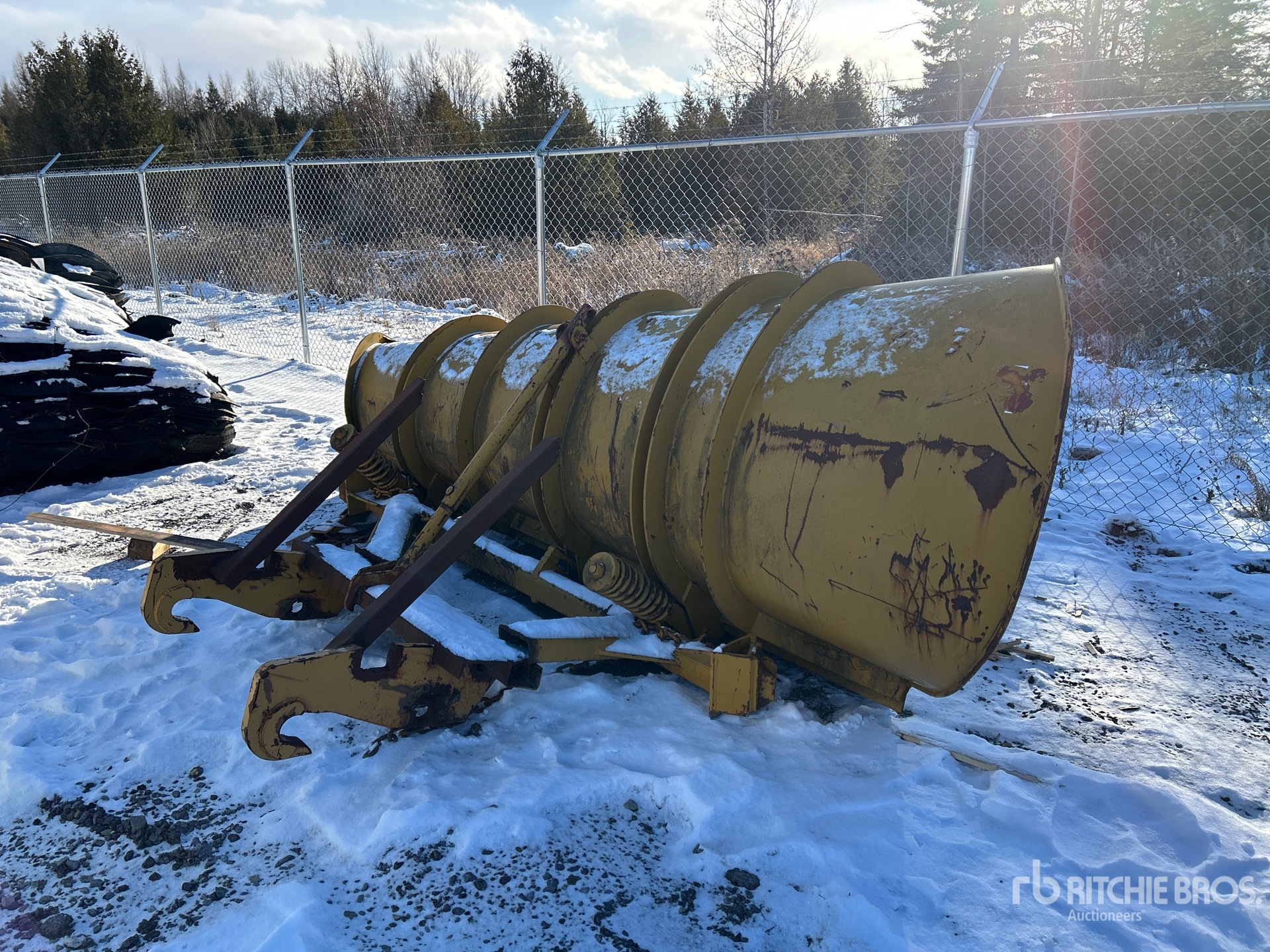 General Appearance with Imagen: esquina trasera derecha