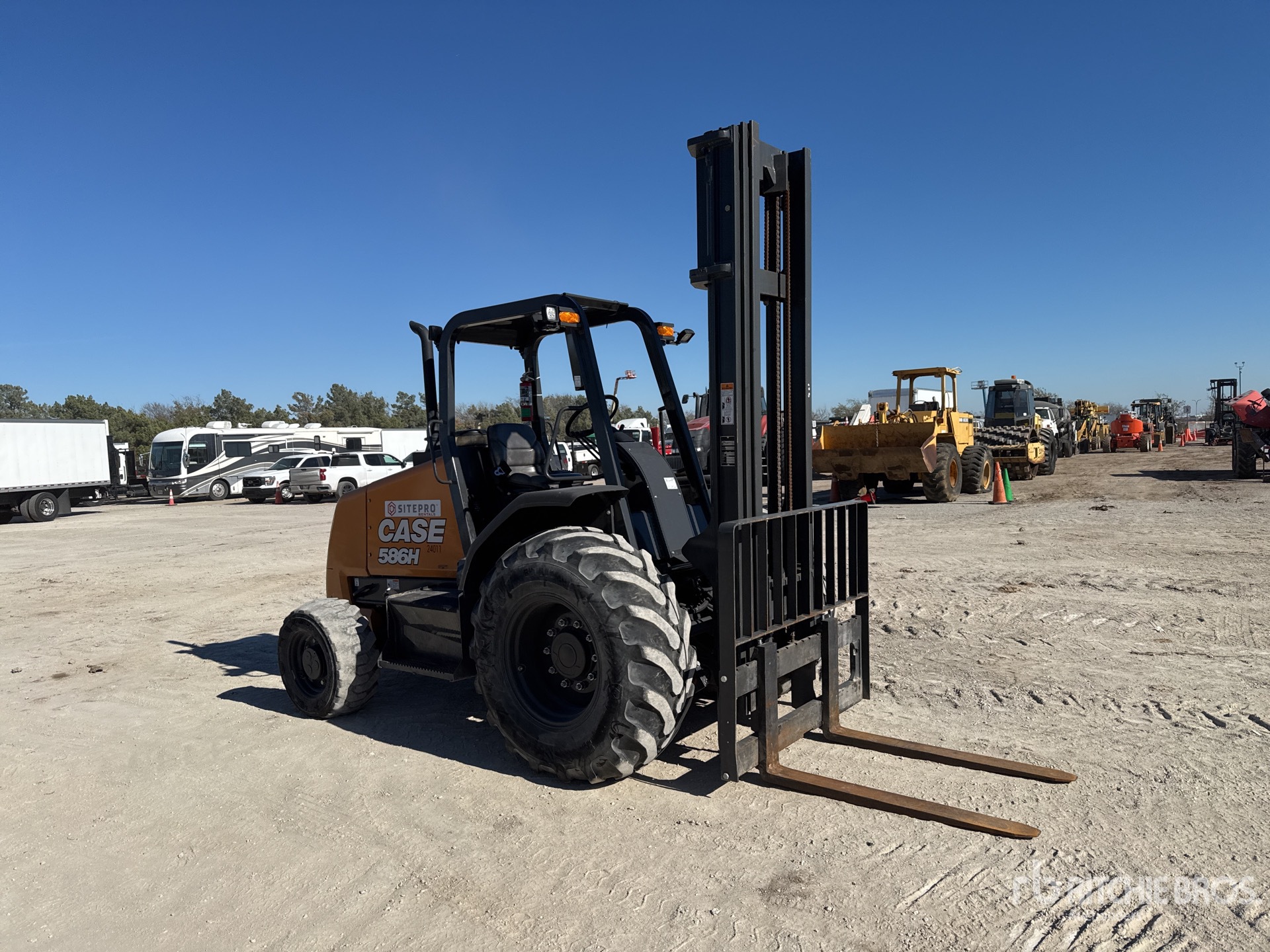 General Appearance with Foto, angolo anteriore destro