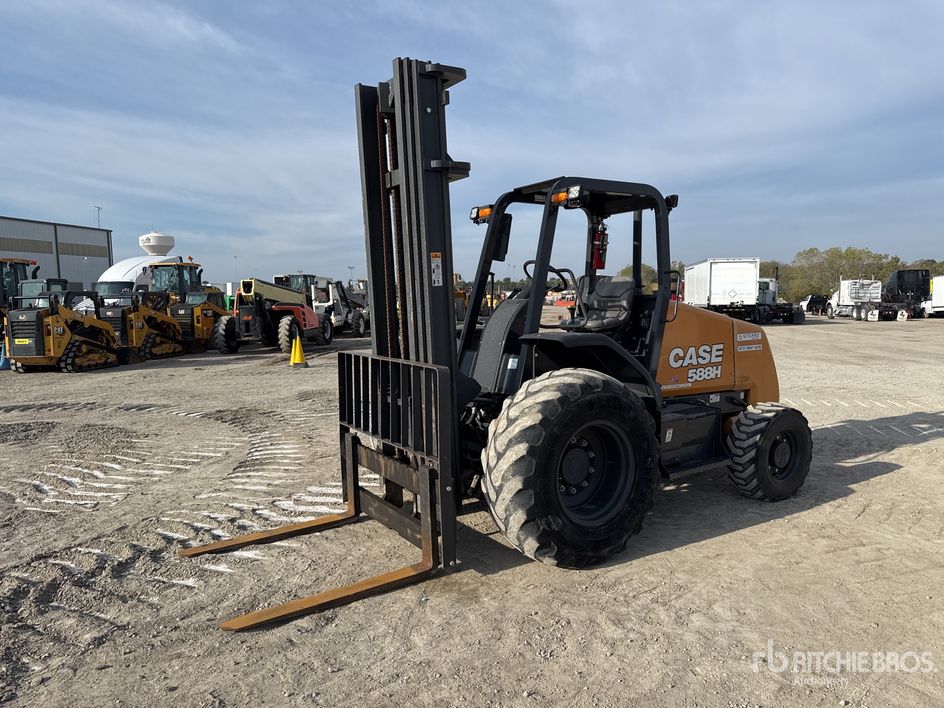 General Appearance with Picture, Left Front Corner