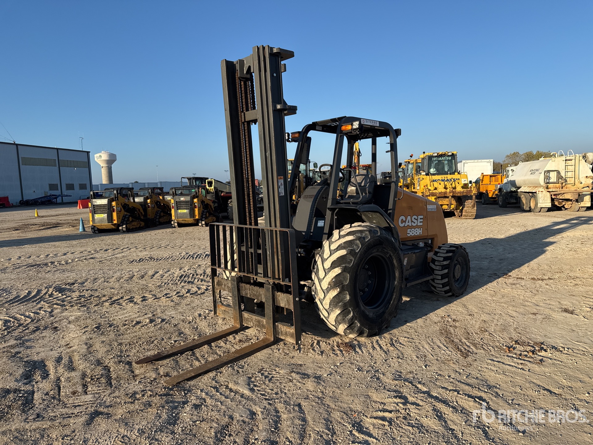 General Appearance with Picture, Left Front Corner