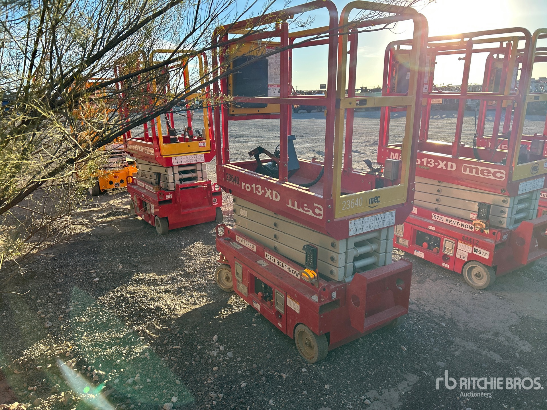 General Appearance with Imagen: esquina trasera izquierda