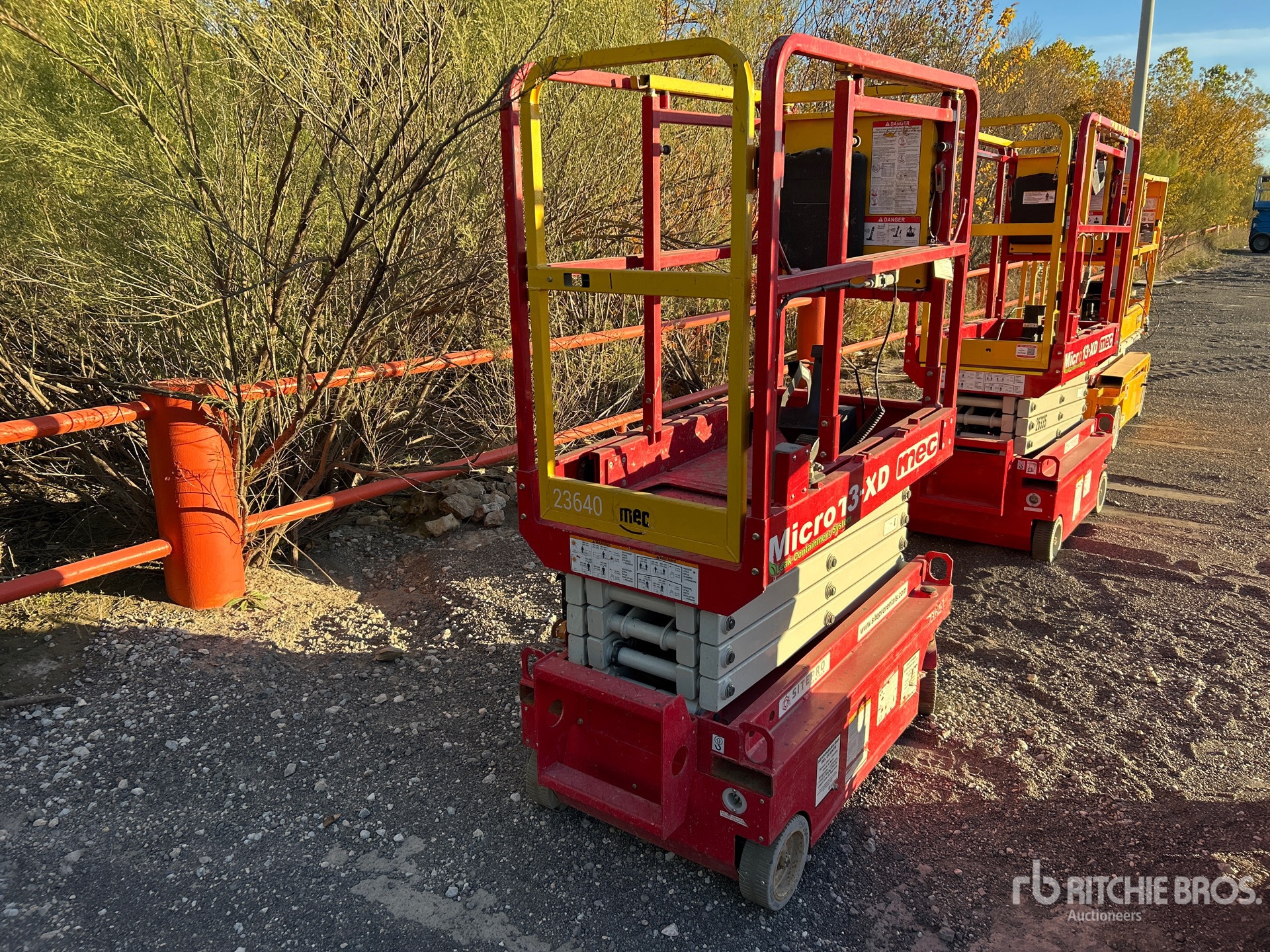 General Appearance with Imagen: esquina trasera derecha