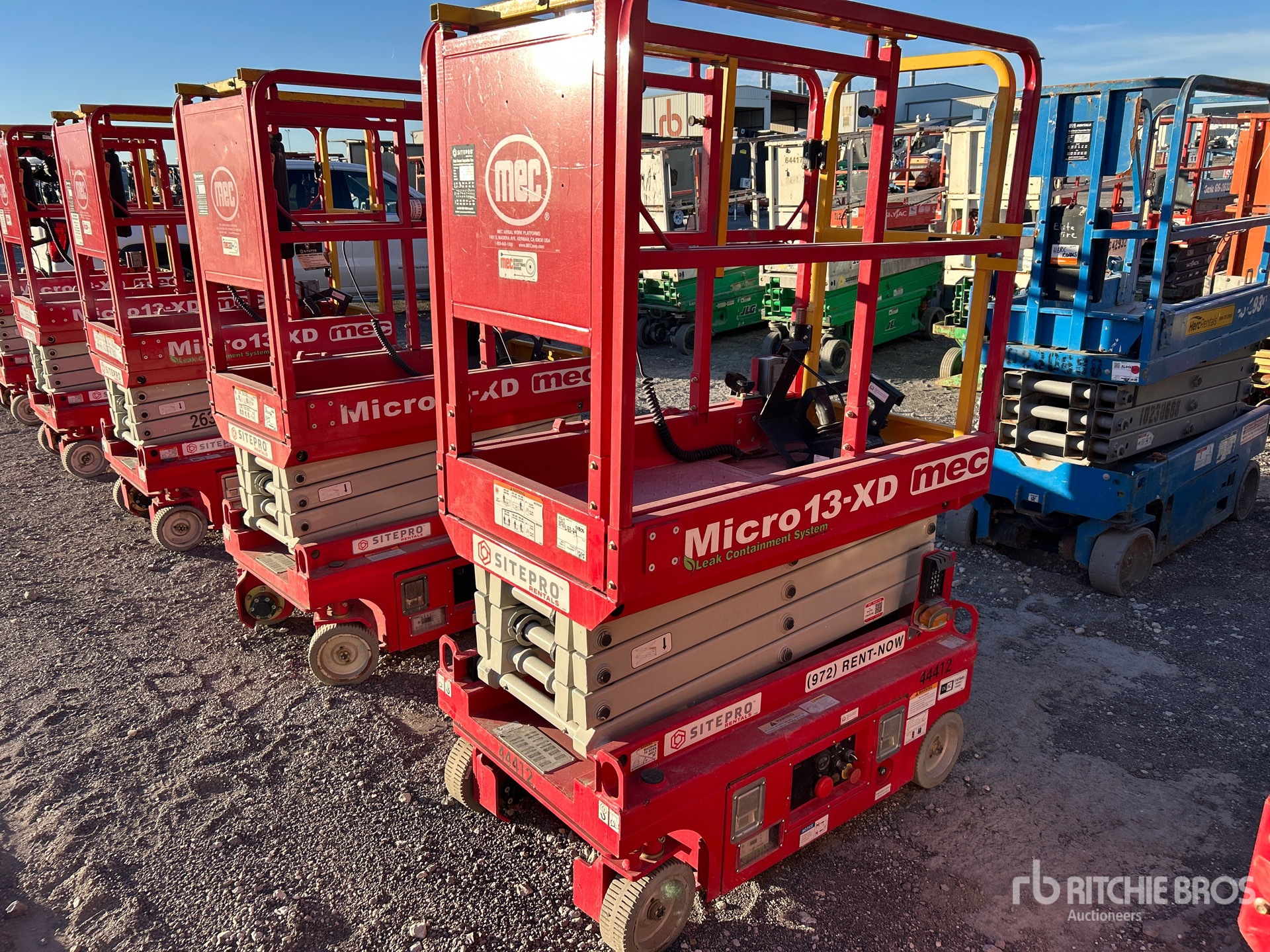 General Appearance with Imagen: esquina delantera izquierda