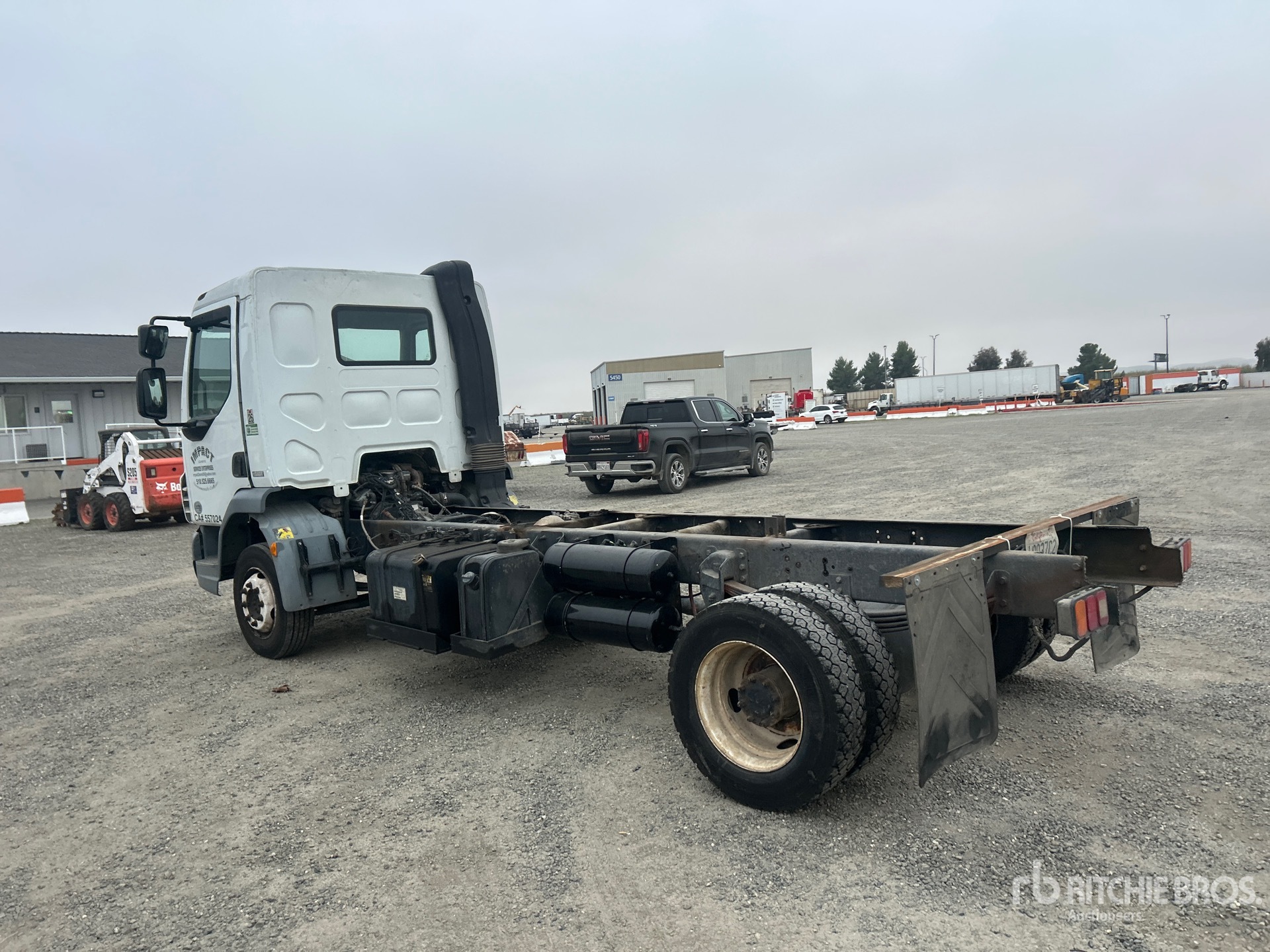 General Appearance with Bild, Ecke hinten links