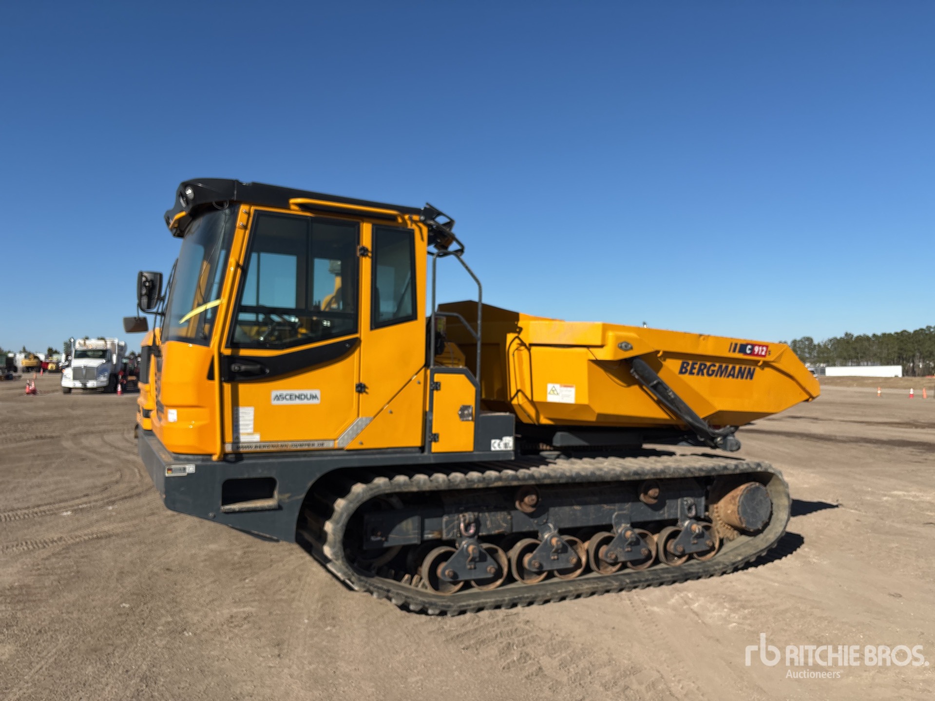 General Appearance with Featured Photo