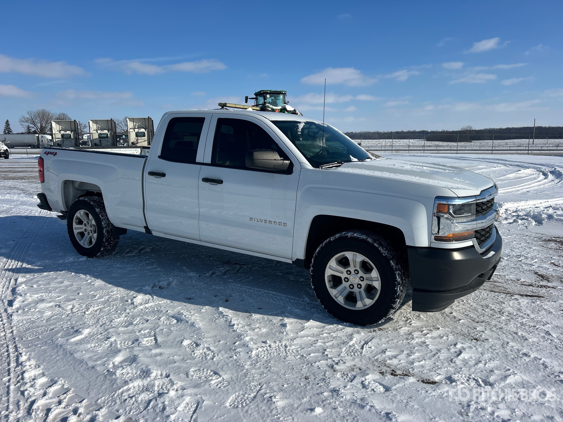 General Appearance with Picture, Right Front Corner