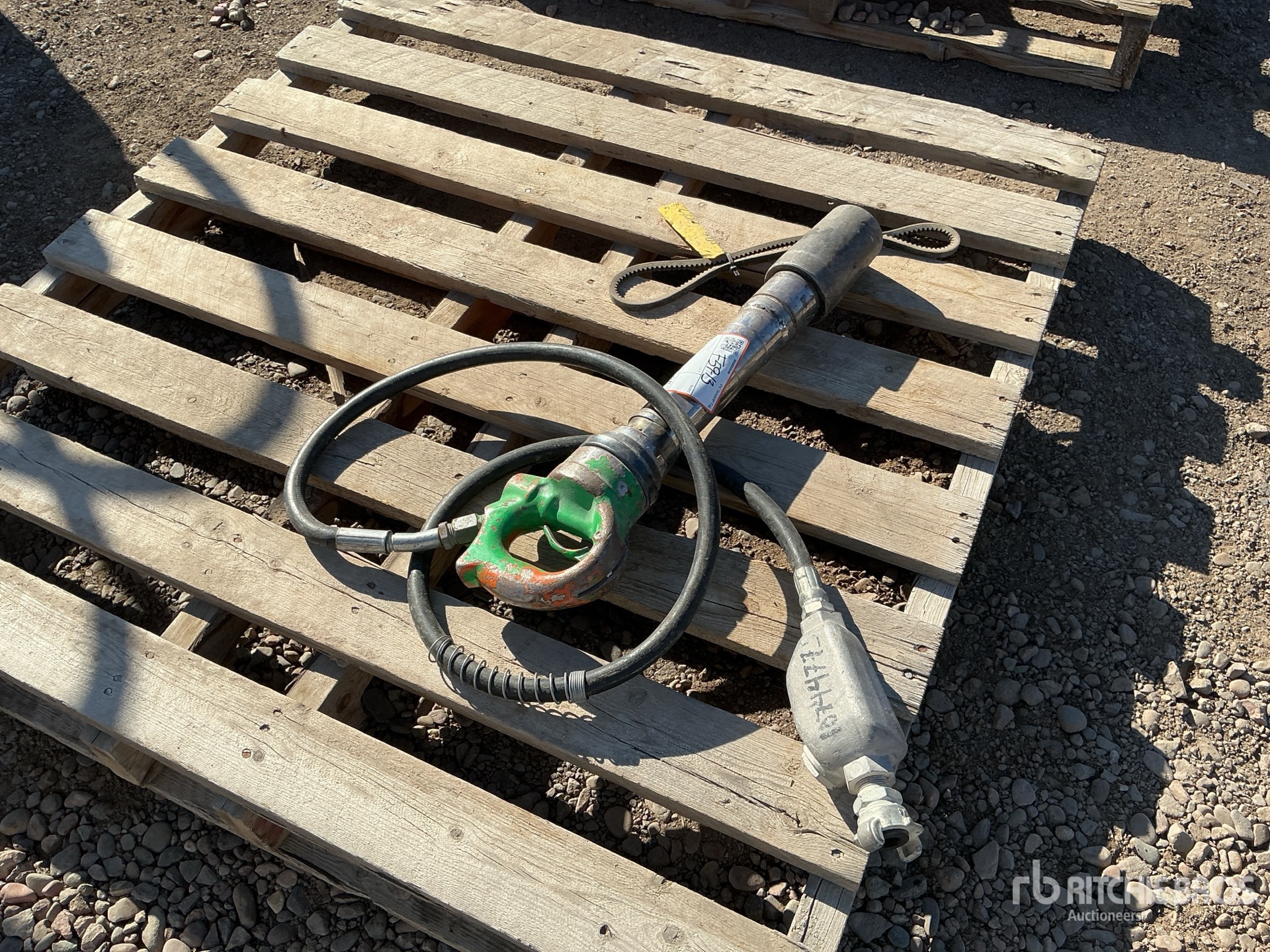 General Appearance with Image, coin avant gauche