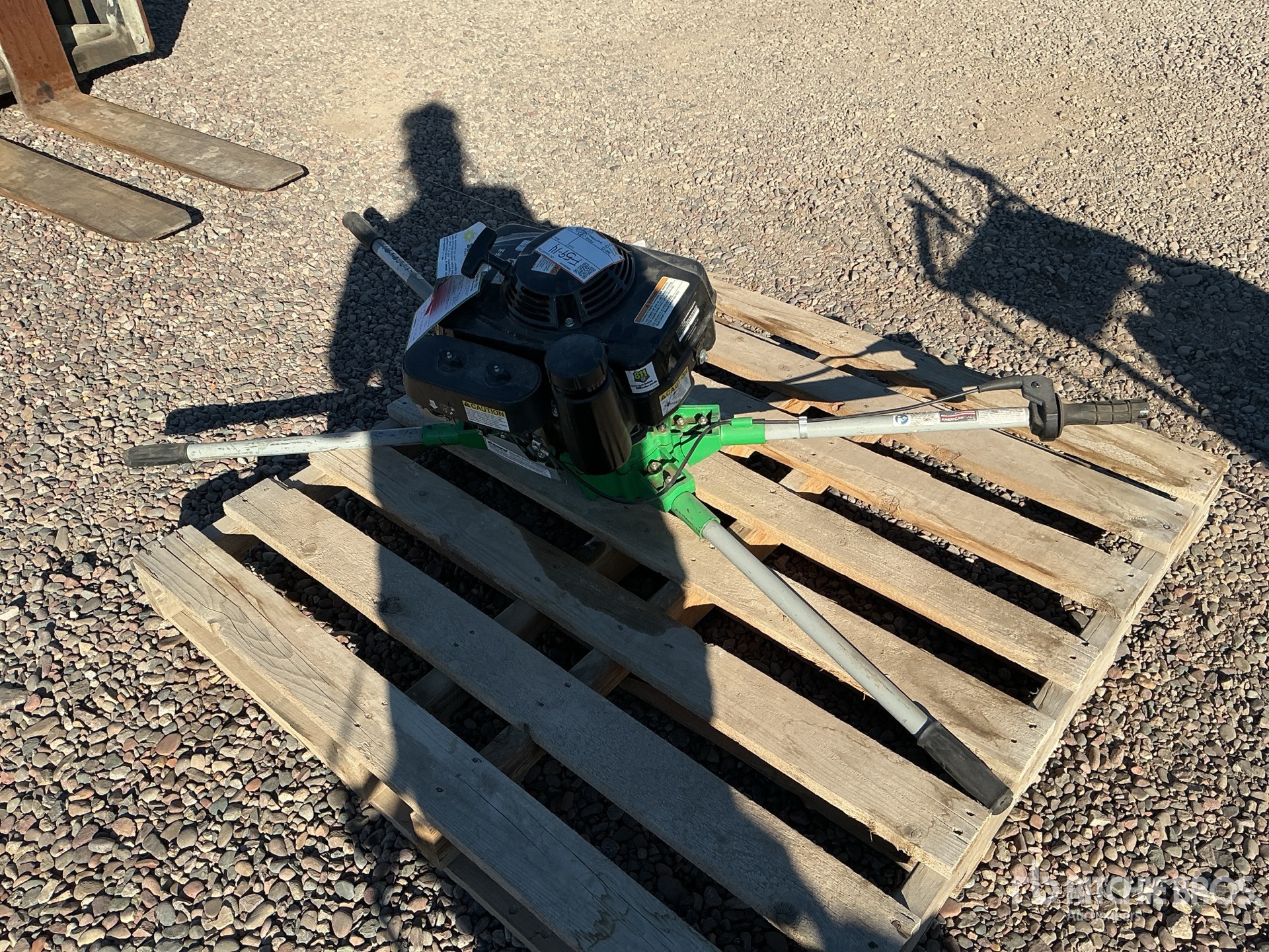 General Appearance with Image, coin arrière droit