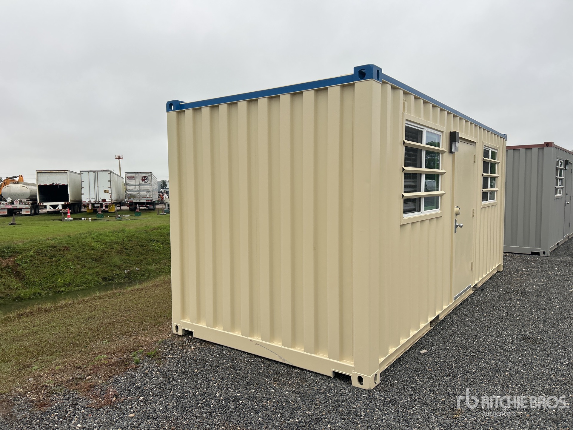 General Appearance with Picture, Left Front Corner