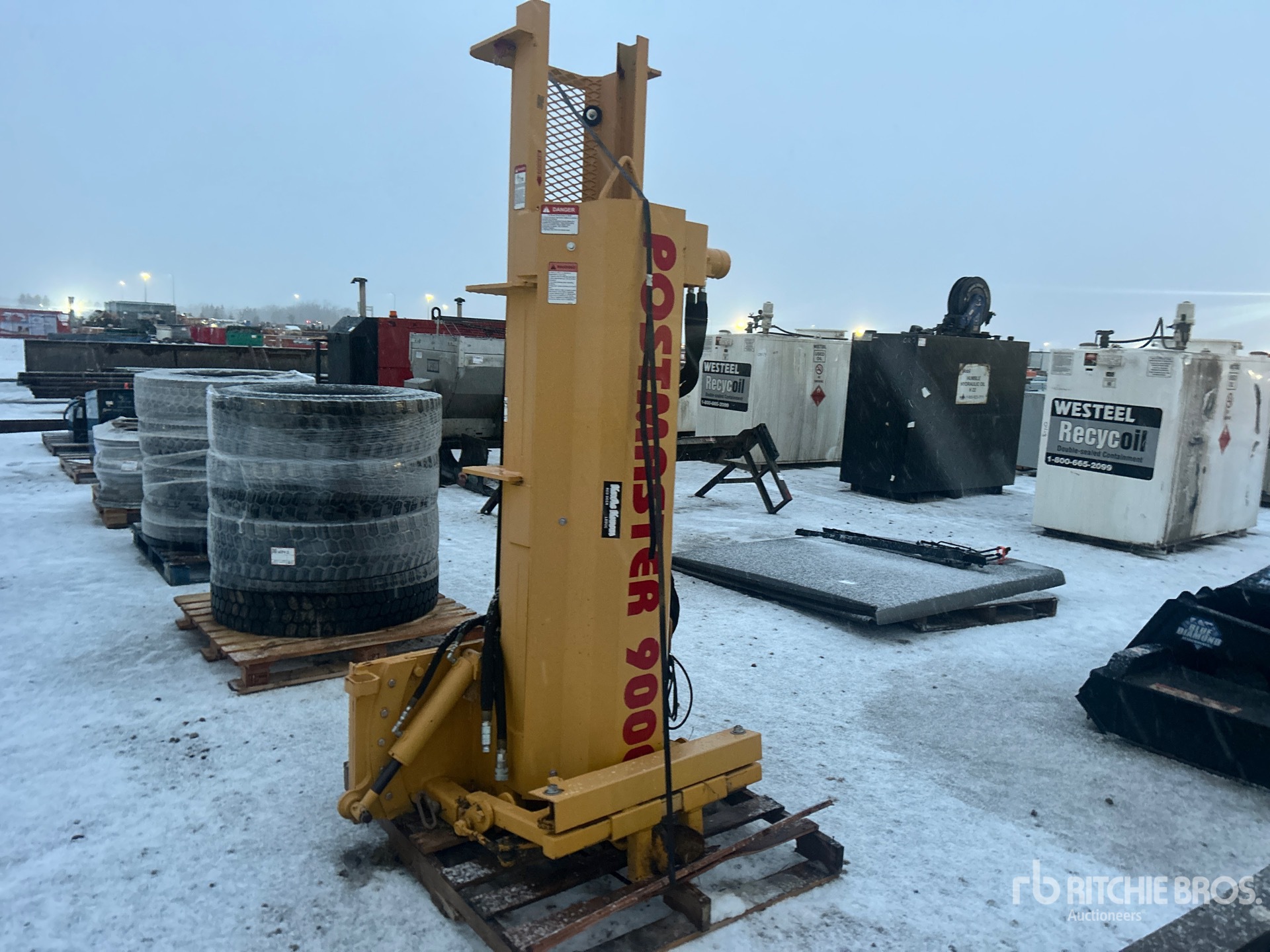 General Appearance with Bild, Ecke vorne rechts