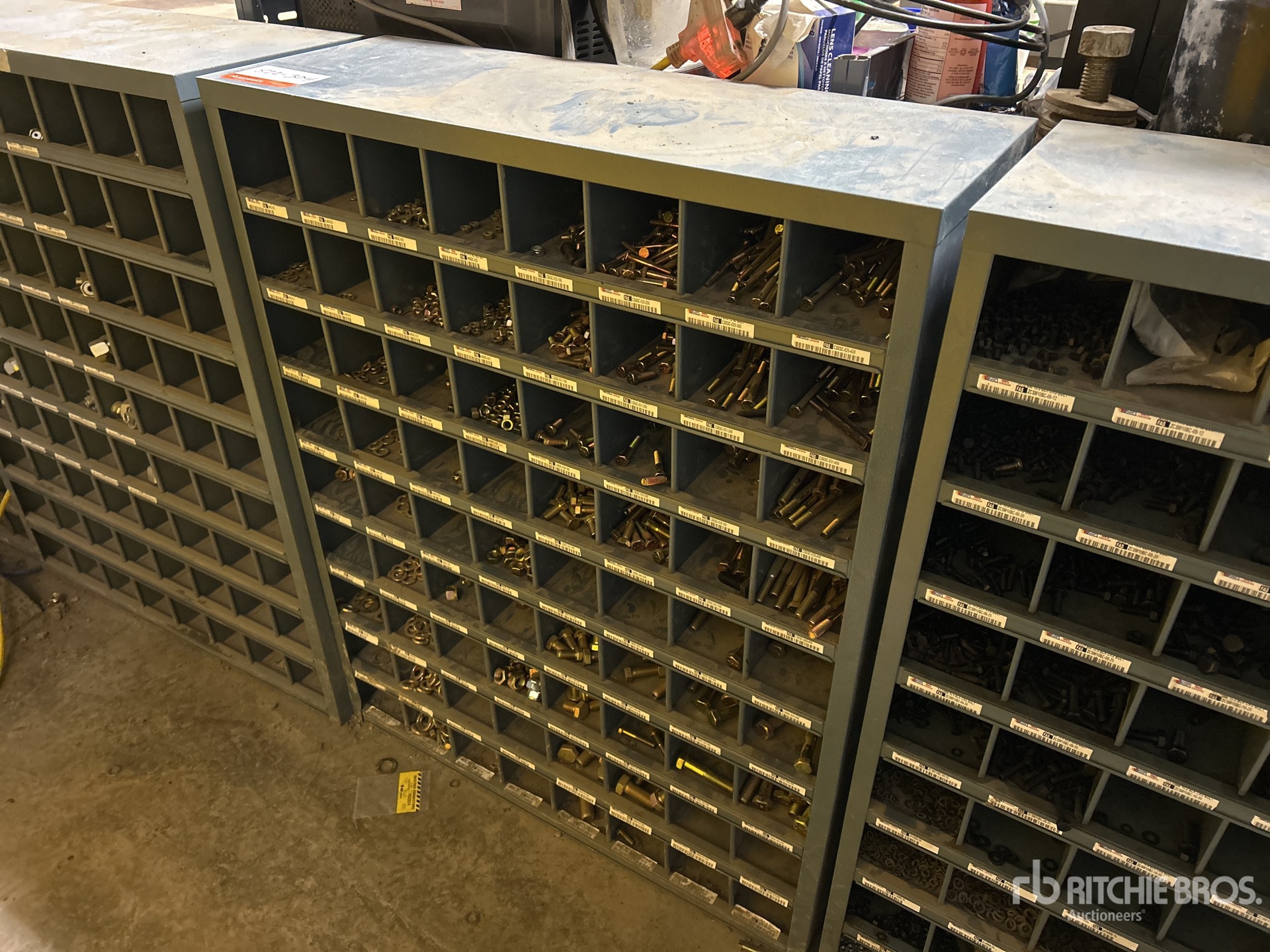 General Appearance with Foto, angolo anteriore sinistro